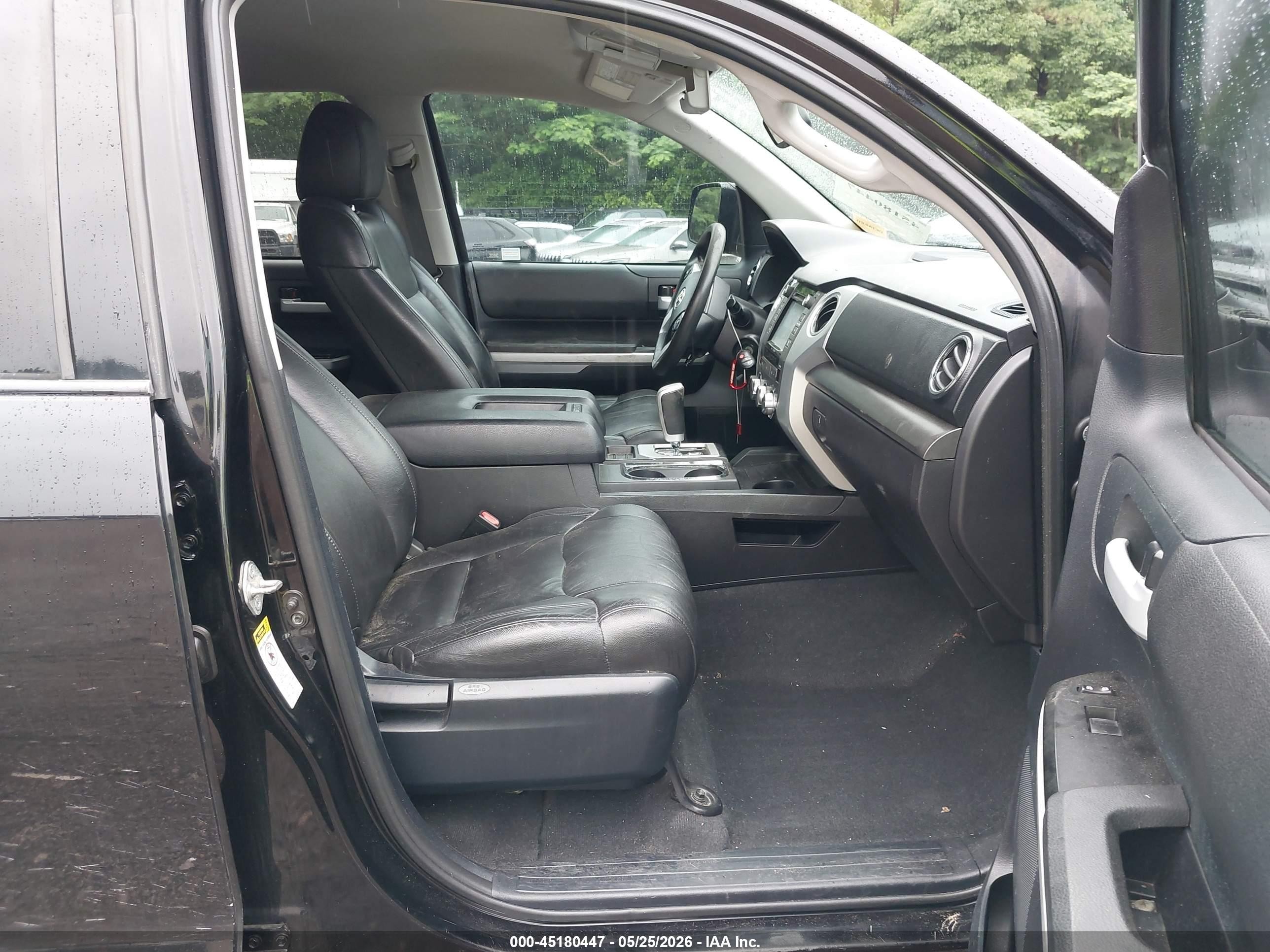 2015 Toyota Tundra Sr5 5.7l V8 Black vin: 5TFDW5F11FX462063