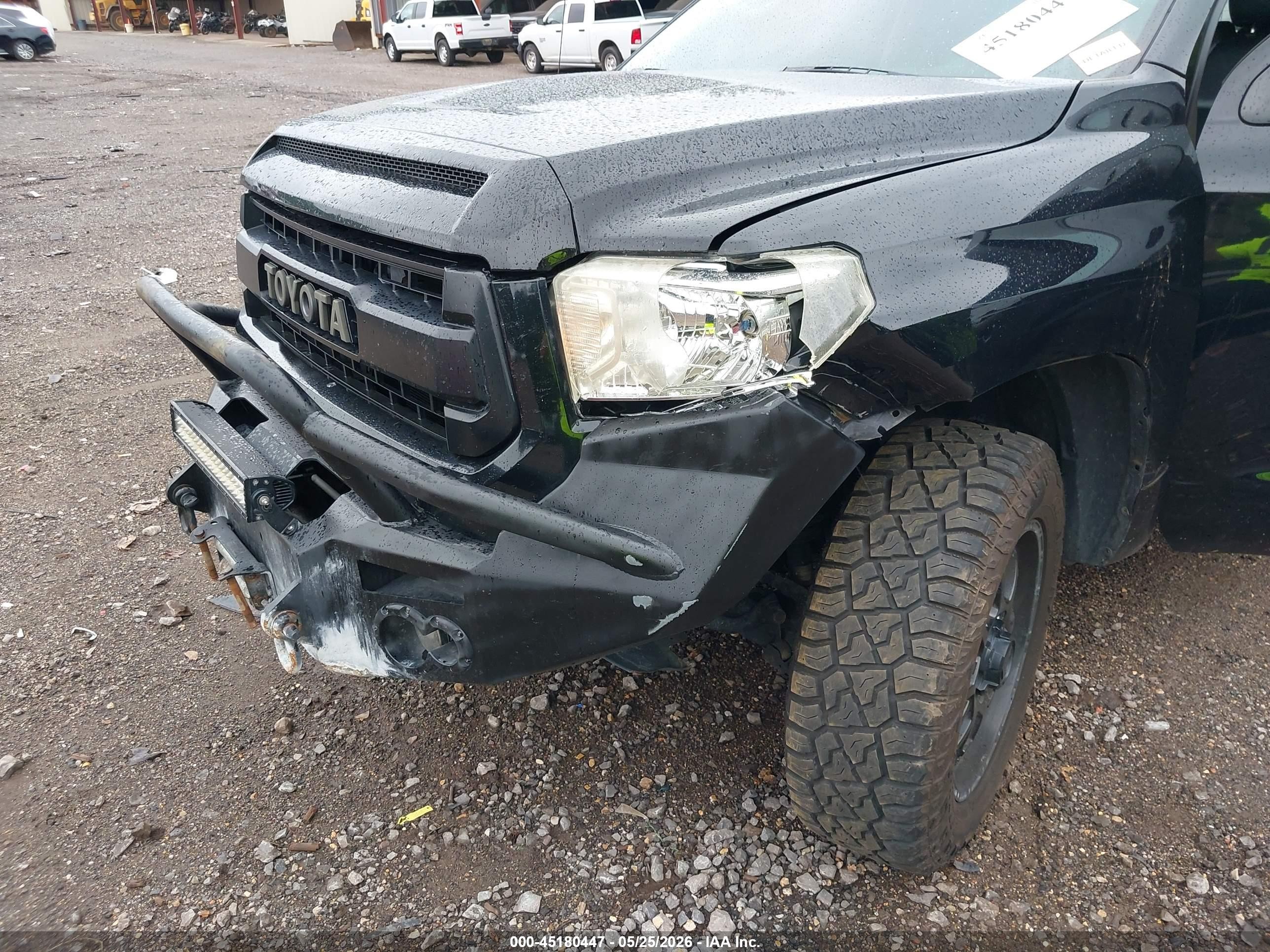 2015 Toyota Tundra Sr5 5.7l V8 Black vin: 5TFDW5F11FX462063