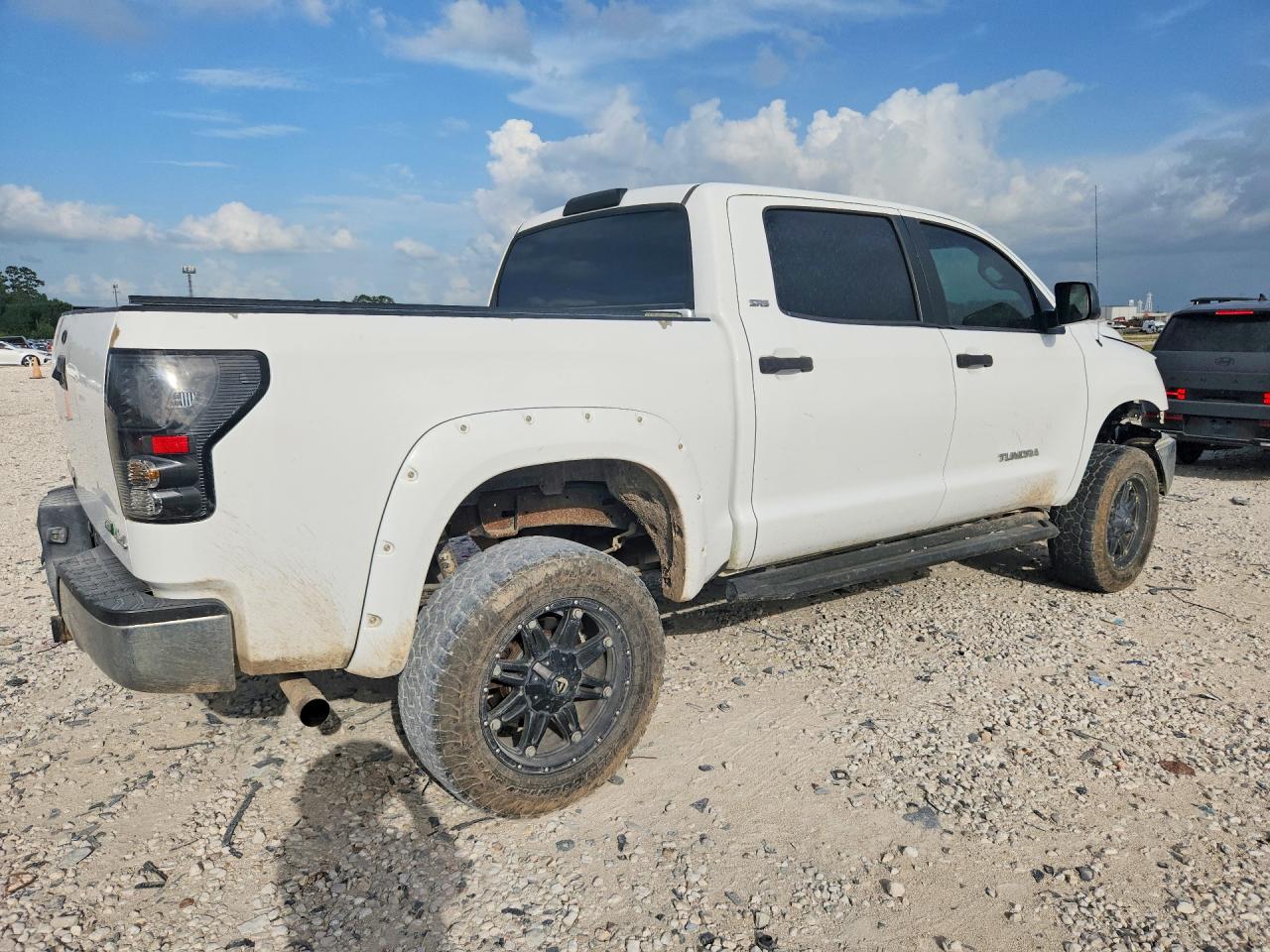 2012 Toyota Tundra Crewmax Sr5 White vin: 5TFDW5F12CX216845