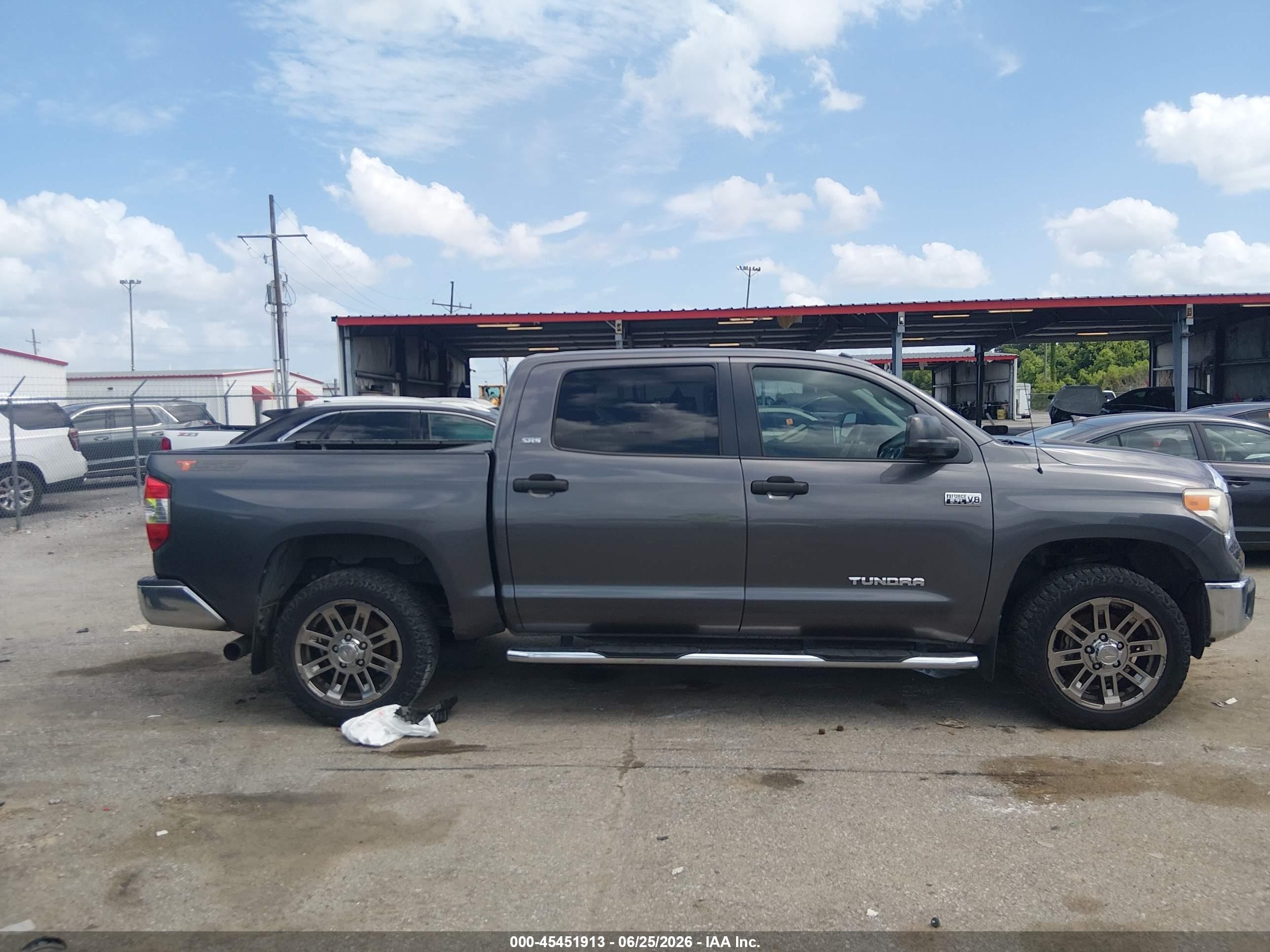 2014 Toyota Tundra Sr5 5.7l V8 Gray vin: 5TFDW5F12EX369986