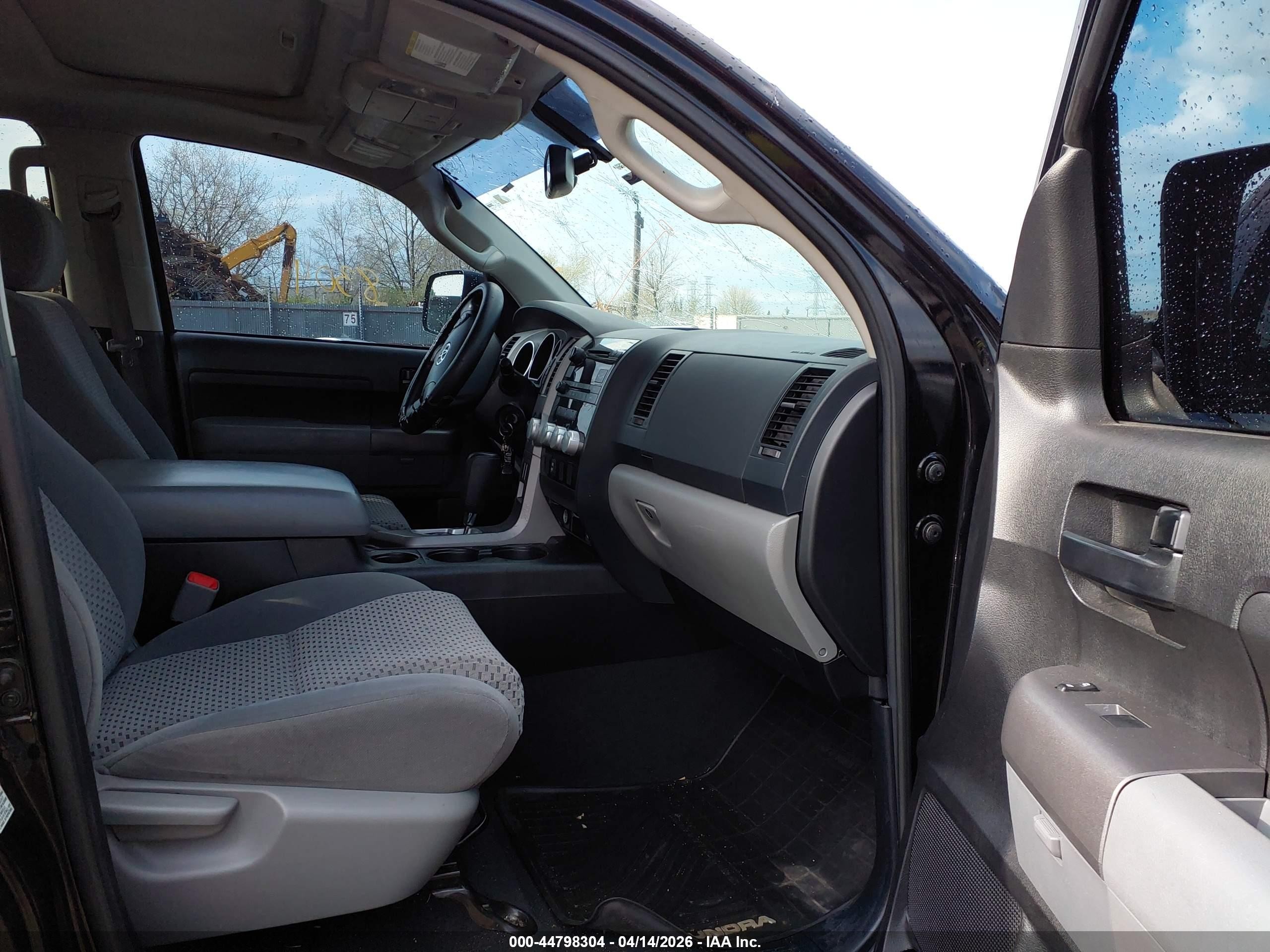 2013 Toyota Tundra Grade 5.7l V8 Black vin: 5TFDW5F13DX281365