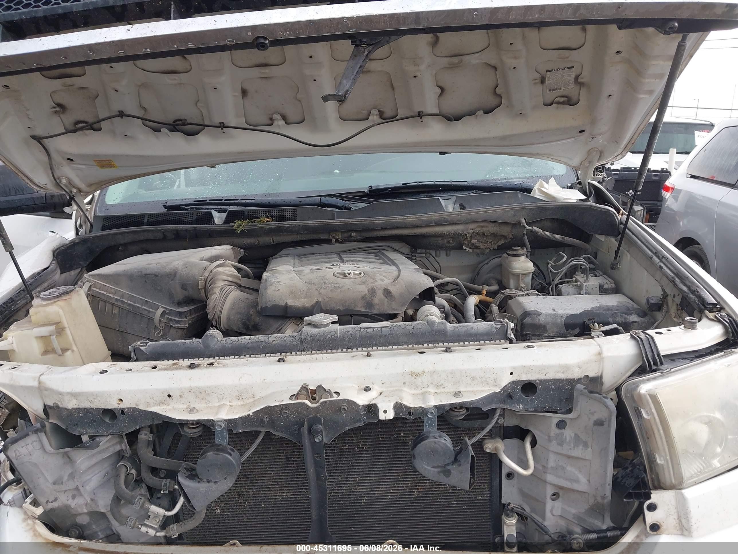 2013 Toyota Tundra Grade 5.7l V8 White vin: 5TFDW5F13DX309519