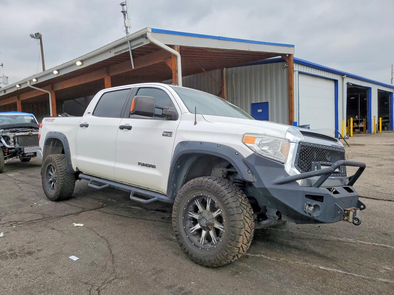 2014 Toyota Tundra Crewmax Sr5 Белый vin: 5TFDW5F13EX374176