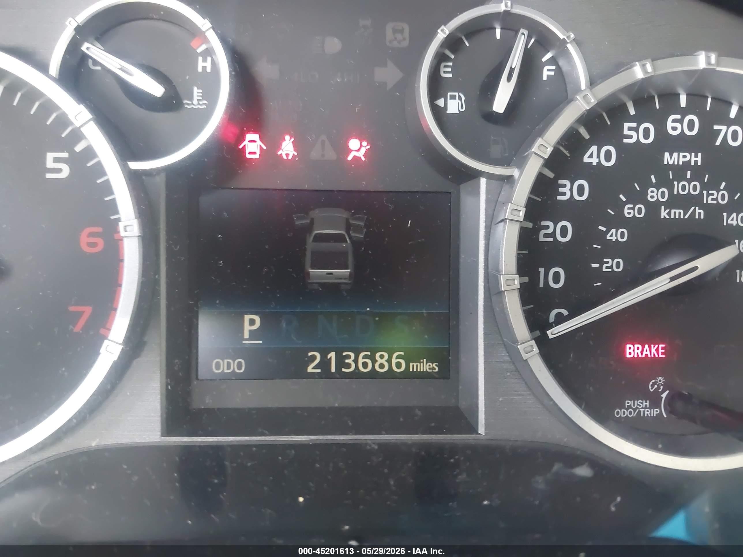 2014 Toyota Tundra Sr5 5.7l V8 Silver vin: 5TFDW5F13EX388109