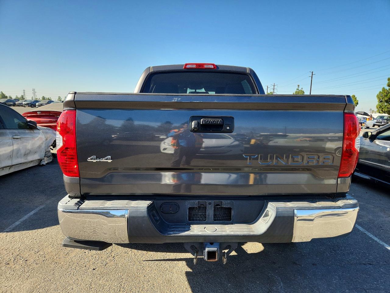 2014 Toyota Tundra Crewmax Sr5 Gray vin: 5TFDW5F13EX389826