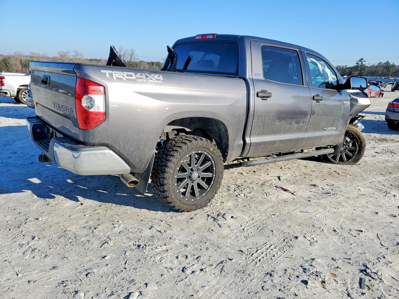 2015 Toyota Tundra Crewmax Sr5 Серый vin: 5TFDW5F13FX417304