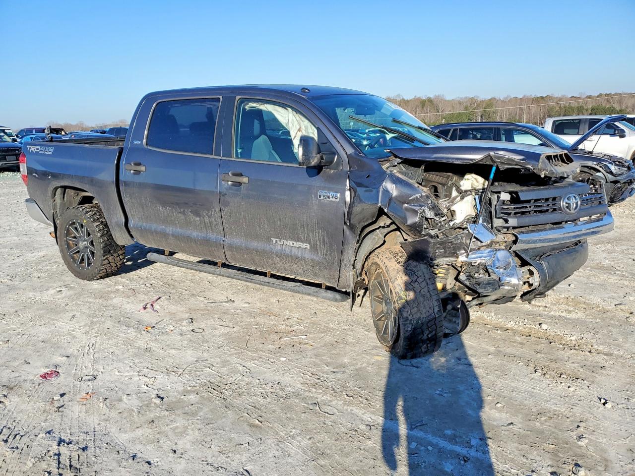2015 Toyota Tundra Crewmax Sr5 Серый vin: 5TFDW5F13FX417304