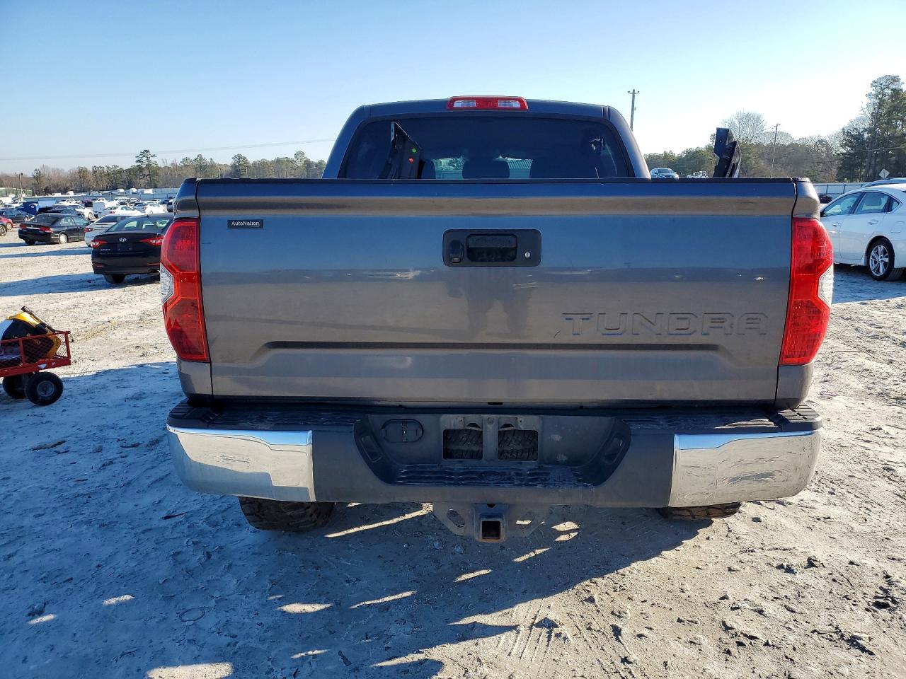 2015 Toyota Tundra Crewmax Sr5 Серый vin: 5TFDW5F13FX417304