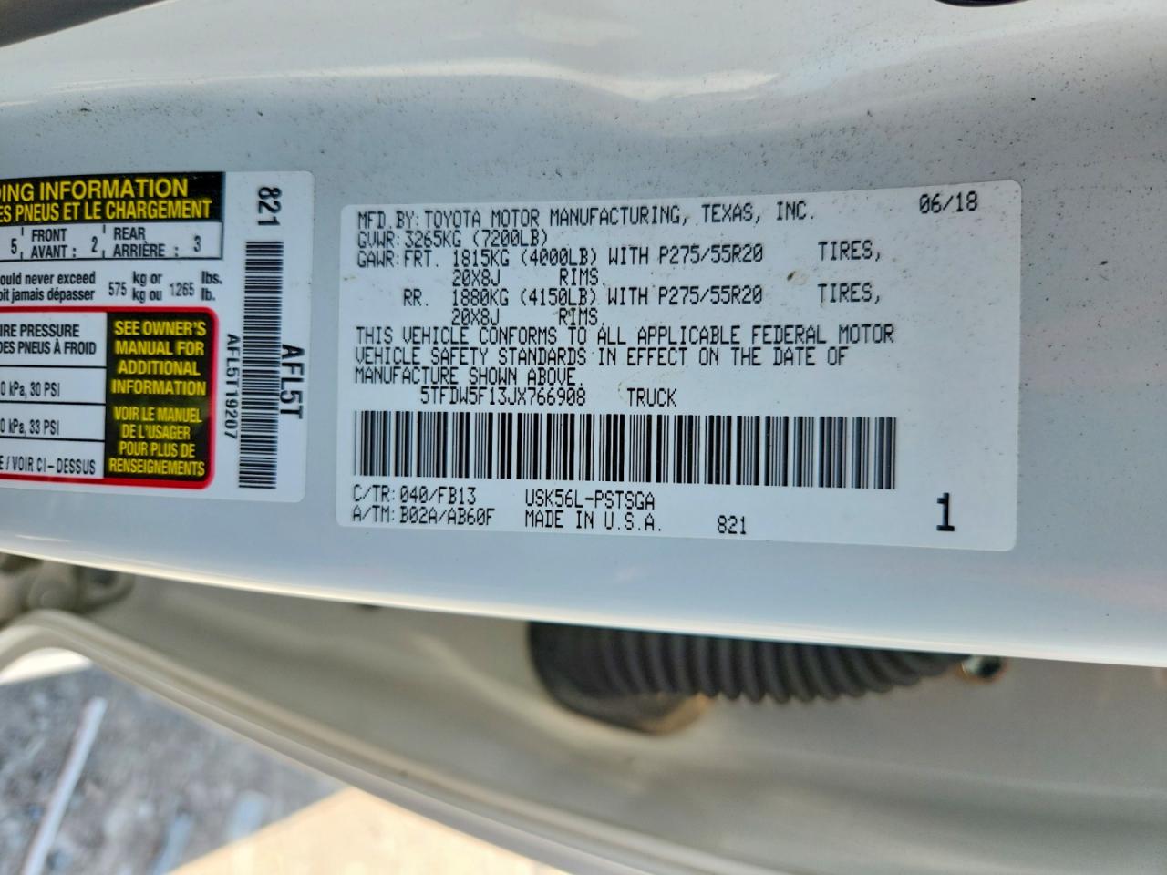 2018 Toyota Tundra Crewmax Sr5 White vin: 5TFDW5F13JX766908