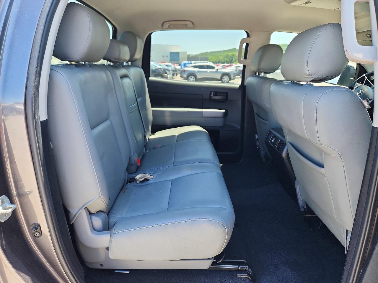 2012 Toyota Tundra Crewmax Sr5 Gray vin: 5TFDW5F14CX240807