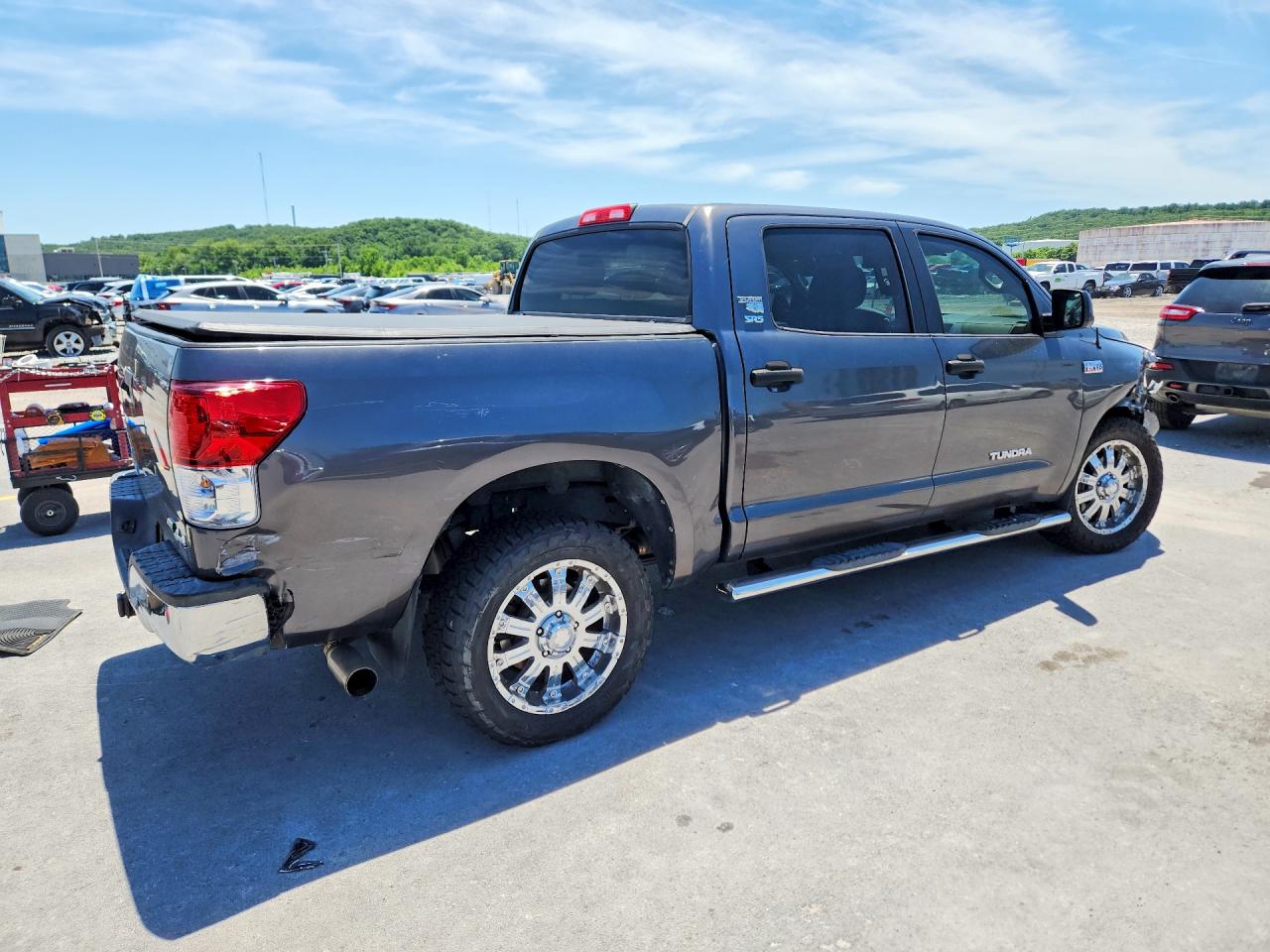 2012 Toyota Tundra Crewmax Sr5 Gray vin: 5TFDW5F14CX240807