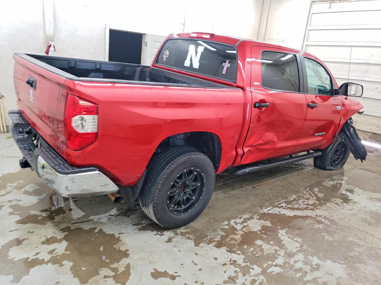 2014 Toyota Tundra Crewmax Sr5 Red vin: 5TFDW5F14EX379919