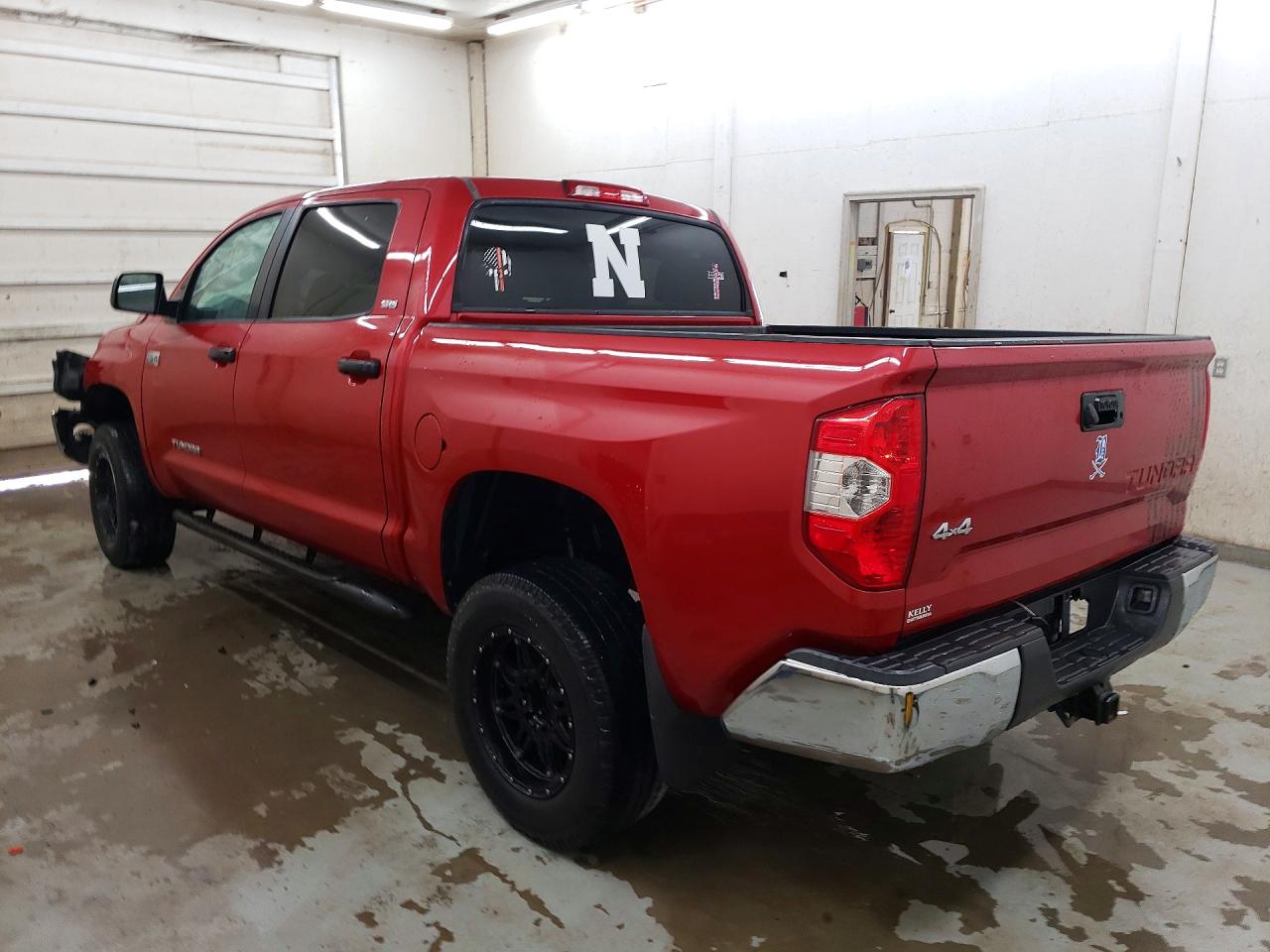 2014 Toyota Tundra Crewmax Sr5 Red vin: 5TFDW5F14EX379919