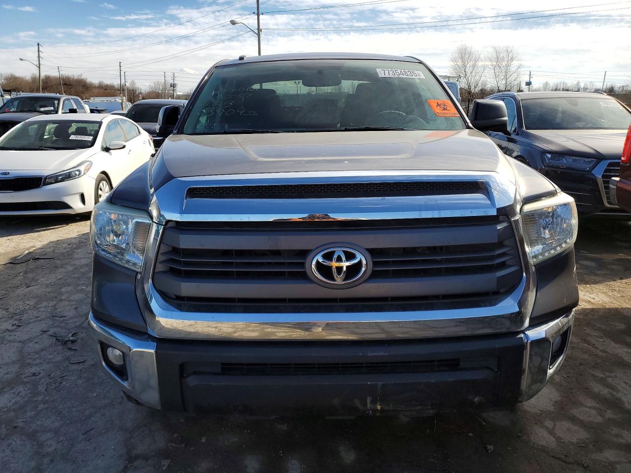 2014 Toyota Tundra Crewmax Sr5 Серый vin: 5TFDW5F14EX390435