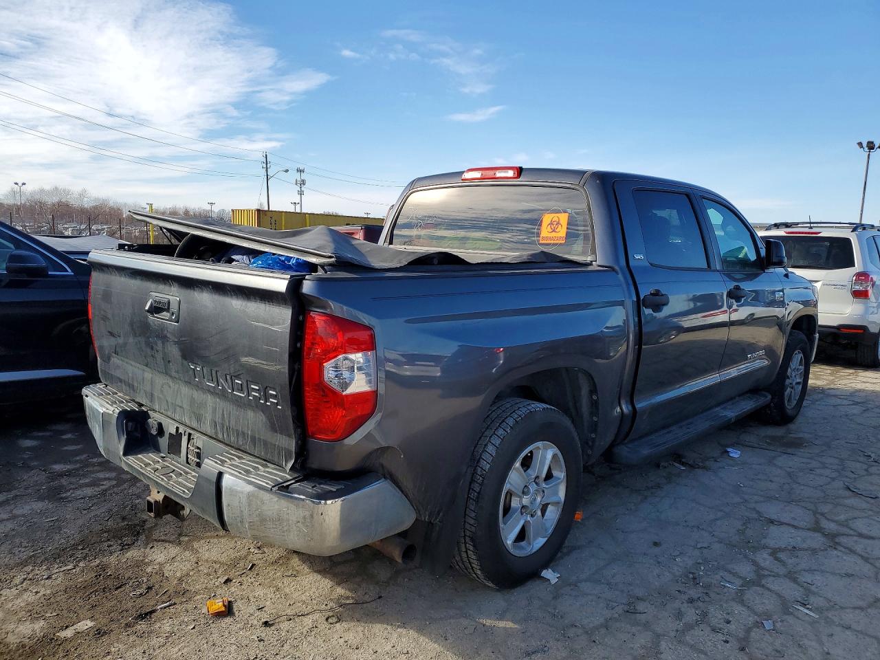 2014 Toyota Tundra Crewmax Sr5 Серый vin: 5TFDW5F14EX390435