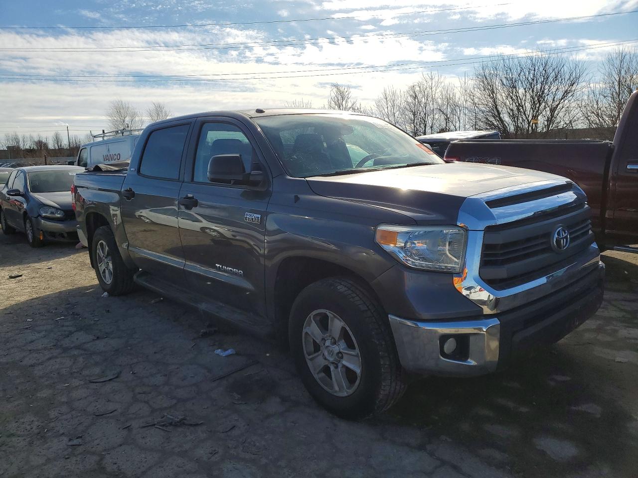 2014 Toyota Tundra Crewmax Sr5 Серый vin: 5TFDW5F14EX390435