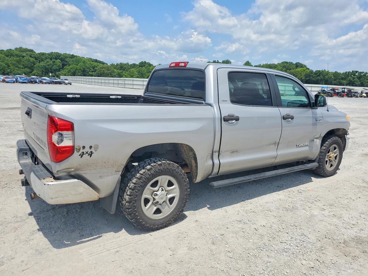 2015 Toyota Tundra Sr5 Silver vin: 5TFDW5F14FX418820