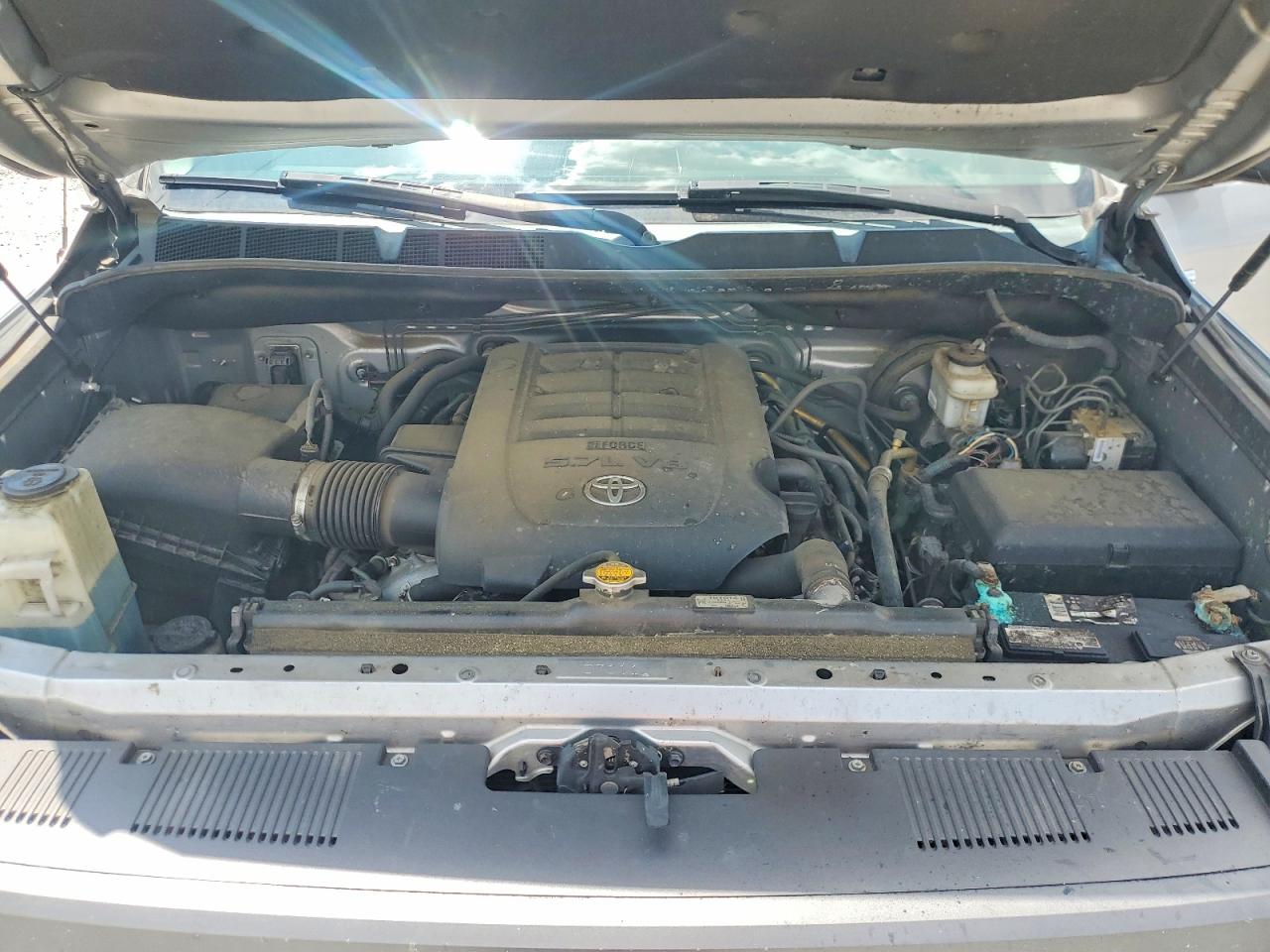 2015 Toyota Tundra Sr5 Silver vin: 5TFDW5F14FX418820