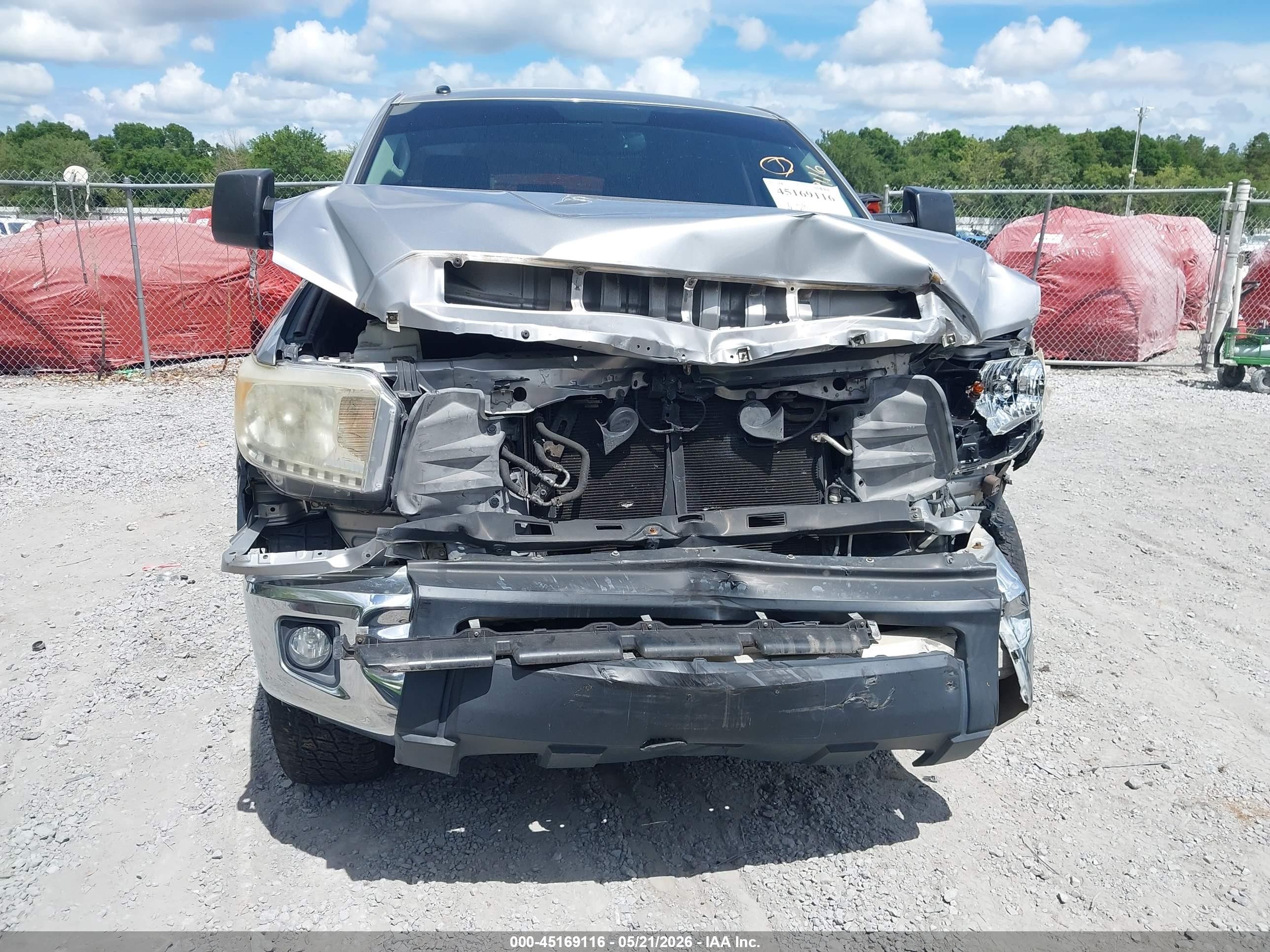 2015 Toyota Tundra Sr5 5.7l V8 Серебряный vin: 5TFDW5F14FX465233