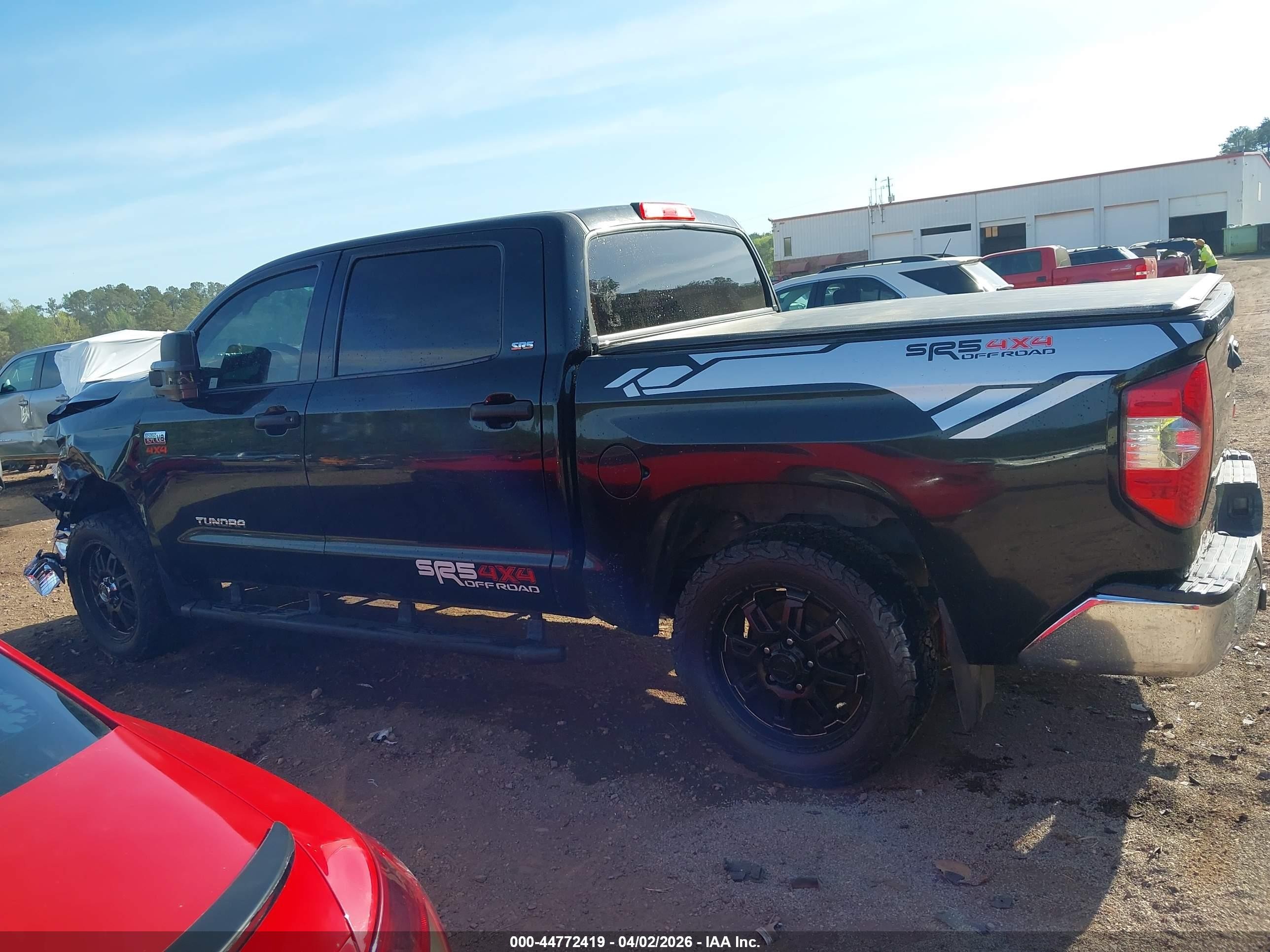 2015 Toyota Tundra Sr5 5.7l V8 Black vin: 5TFDW5F14FX483831