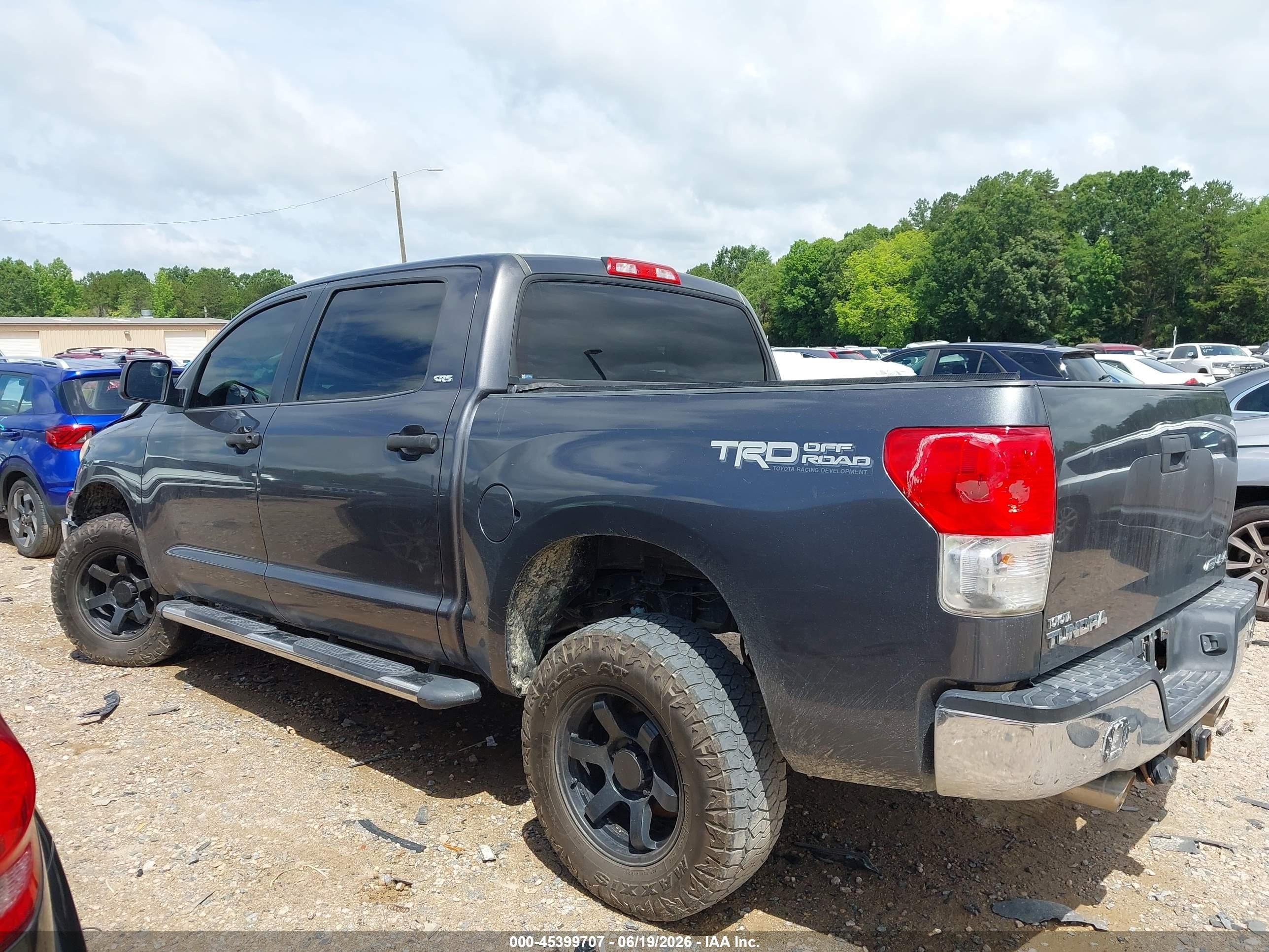2011 Toyota Tundra Grade 5.7l V8 Gray vin: 5TFDW5F15BX207961