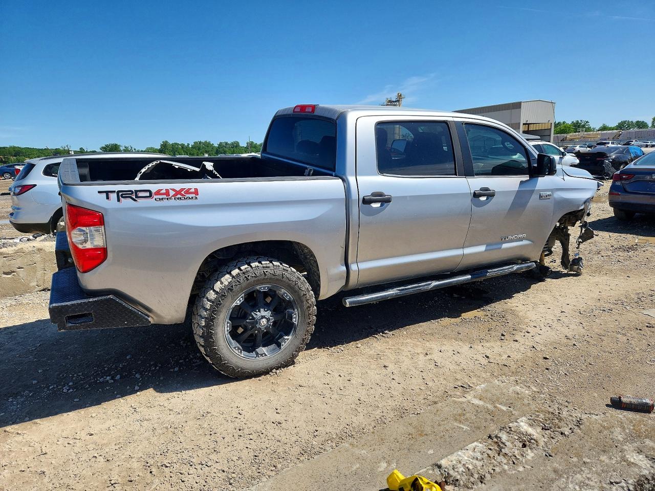 2014 Toyota Tundra Crewmax Sr5 Silver vin: 5TFDW5F15EX347626