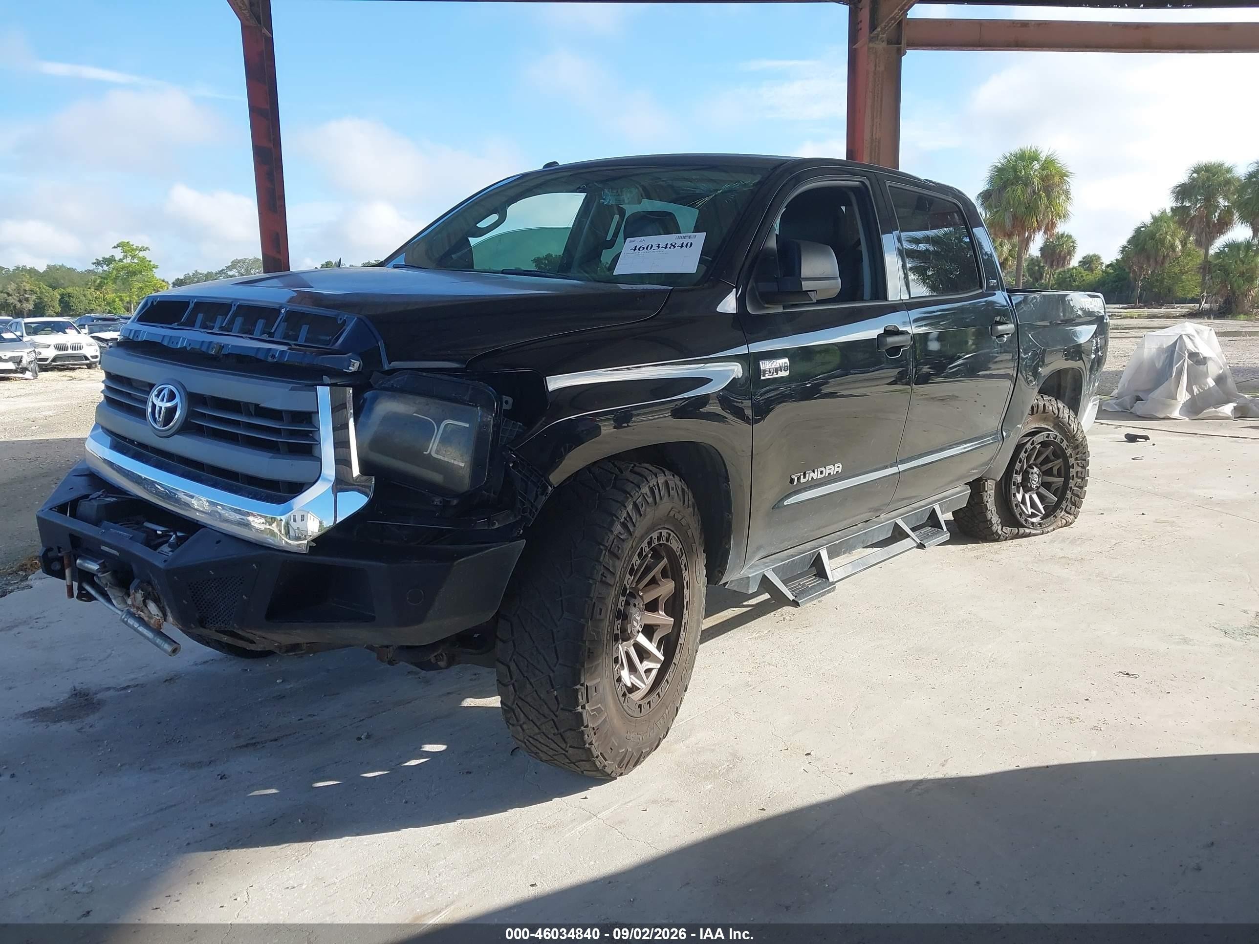 2015 Toyota Tundra Sr5 5.7l V8 Black vin: 5TFDW5F15FX438140