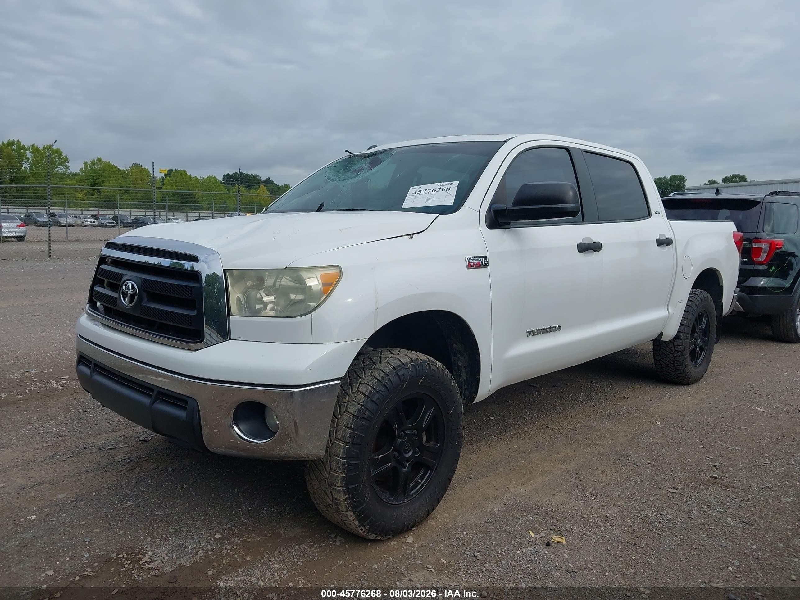 2010 Toyota Tundra Grade 5.7l V8 White vin: 5TFDW5F16AX127065