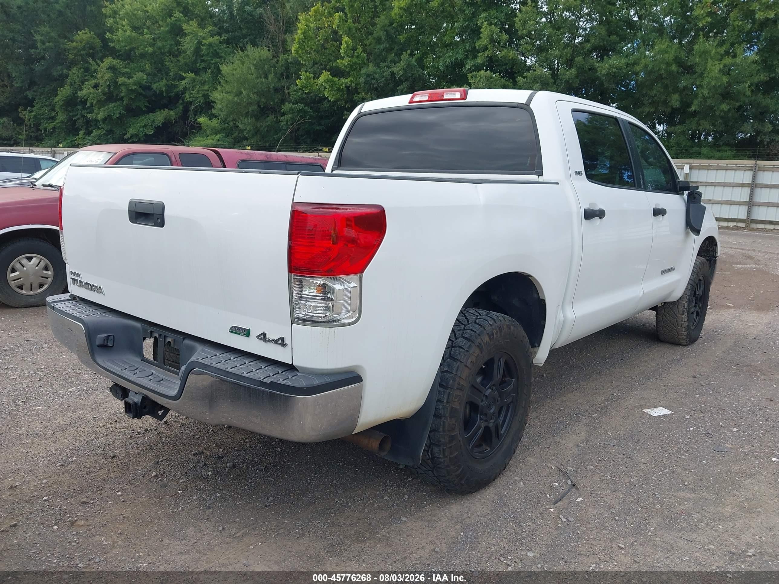 2010 Toyota Tundra Grade 5.7l V8 White vin: 5TFDW5F16AX127065