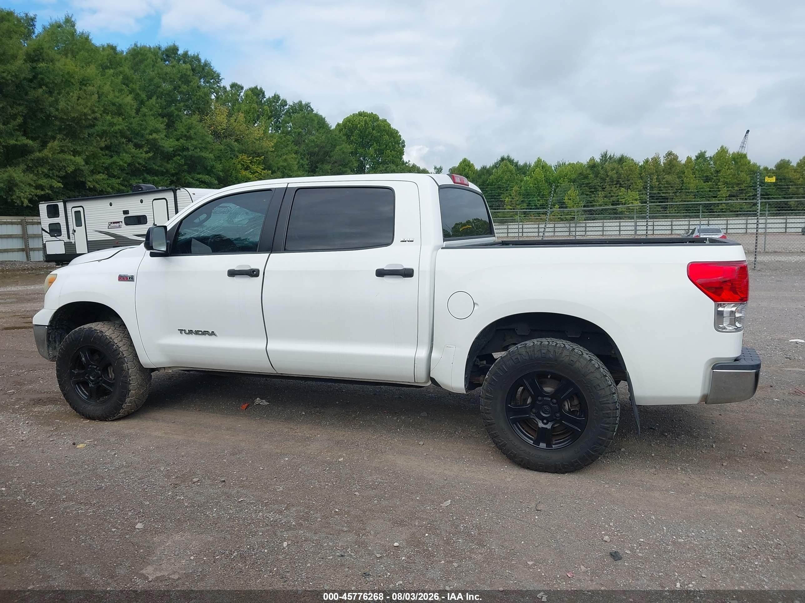 2010 Toyota Tundra Grade 5.7l V8 White vin: 5TFDW5F16AX127065
