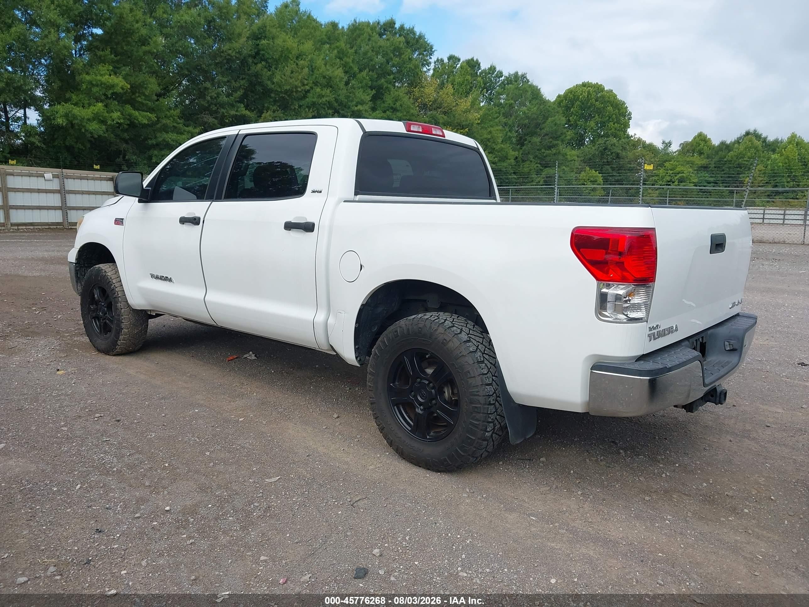 2010 Toyota Tundra Grade 5.7l V8 White vin: 5TFDW5F16AX127065