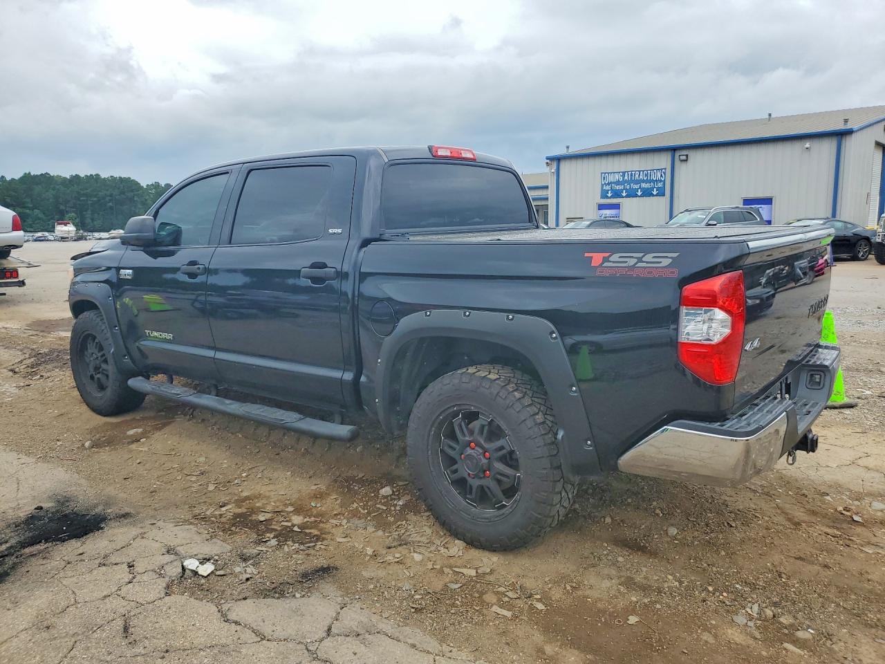 2015 Toyota Tundra Sr5 Black vin: 5TFDW5F16FX473396