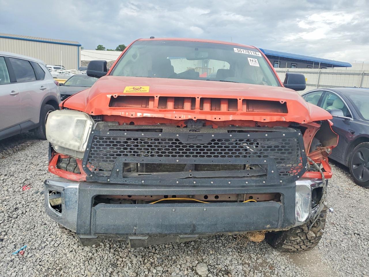 2017 Toyota Tundra Sr5 Orange vin: 5TFDW5F16HX663010