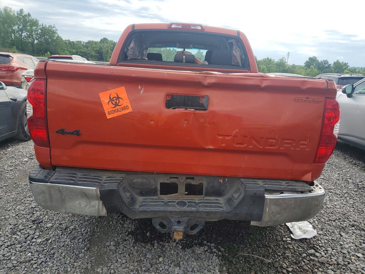 2017 Toyota Tundra Sr5 Orange vin: 5TFDW5F16HX663010