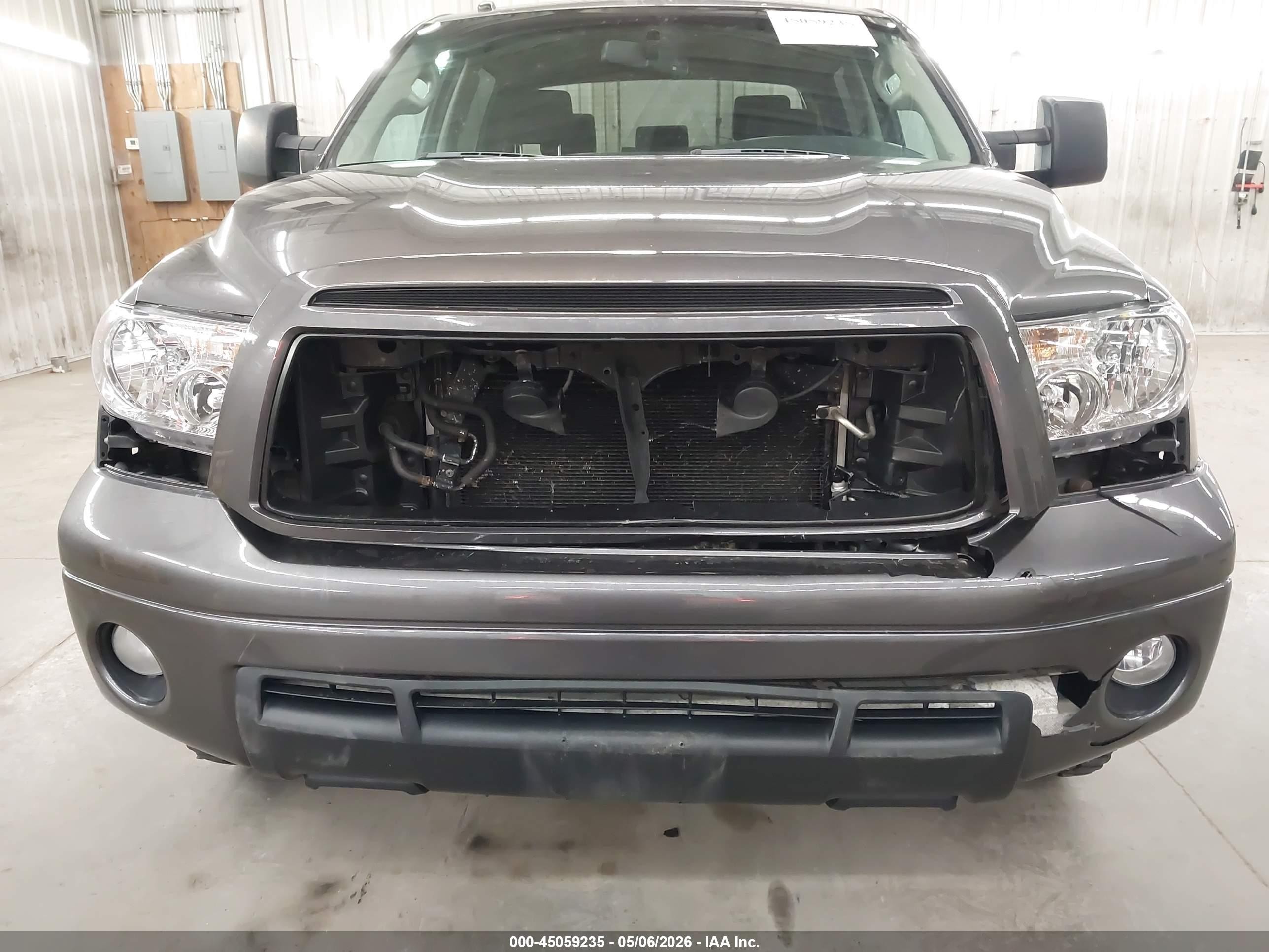 2013 Toyota Tundra Grade 5.7l V8 Gray vin: 5TFDW5F17DX299836