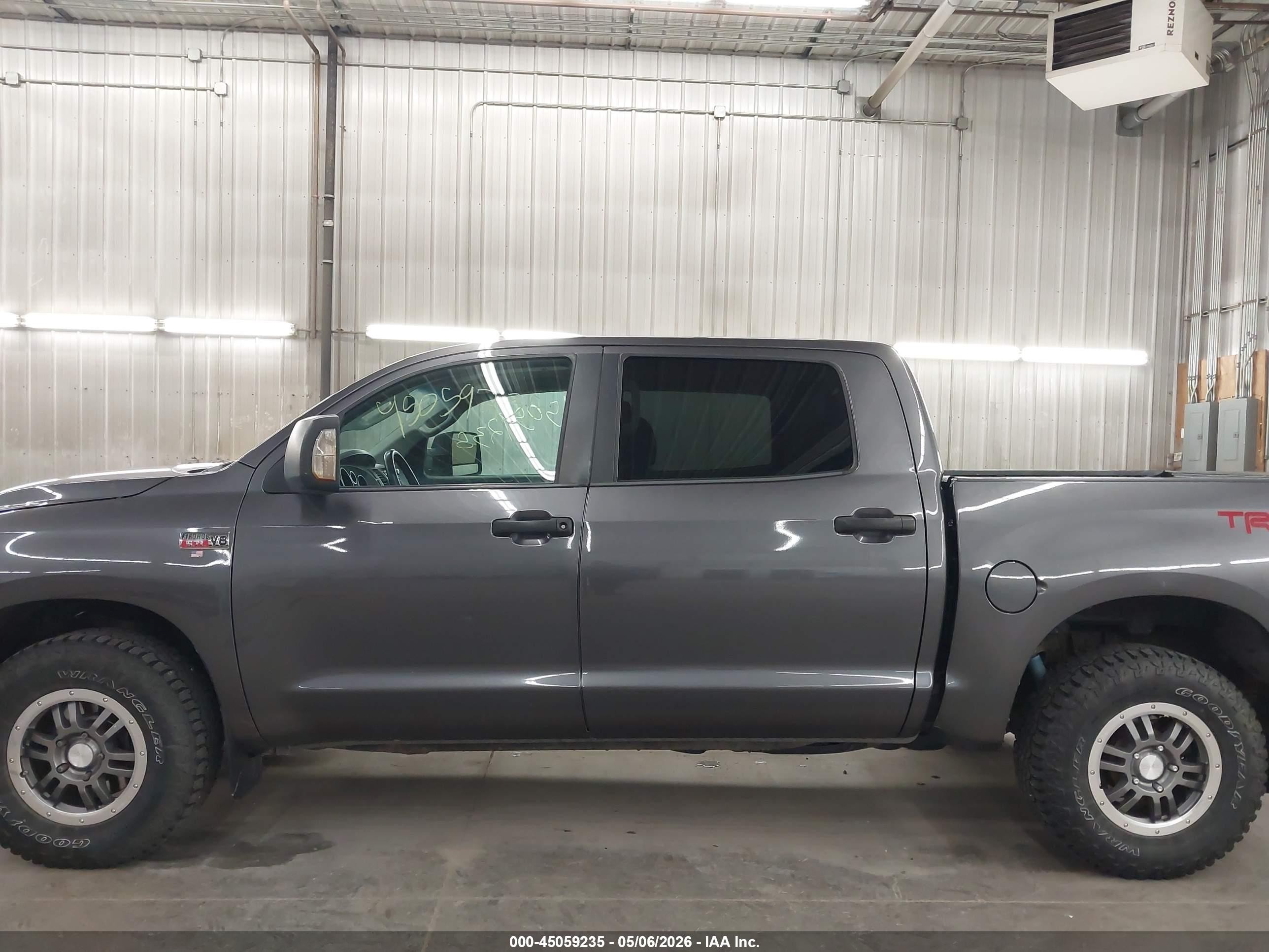 2013 Toyota Tundra Grade 5.7l V8 Gray vin: 5TFDW5F17DX299836
