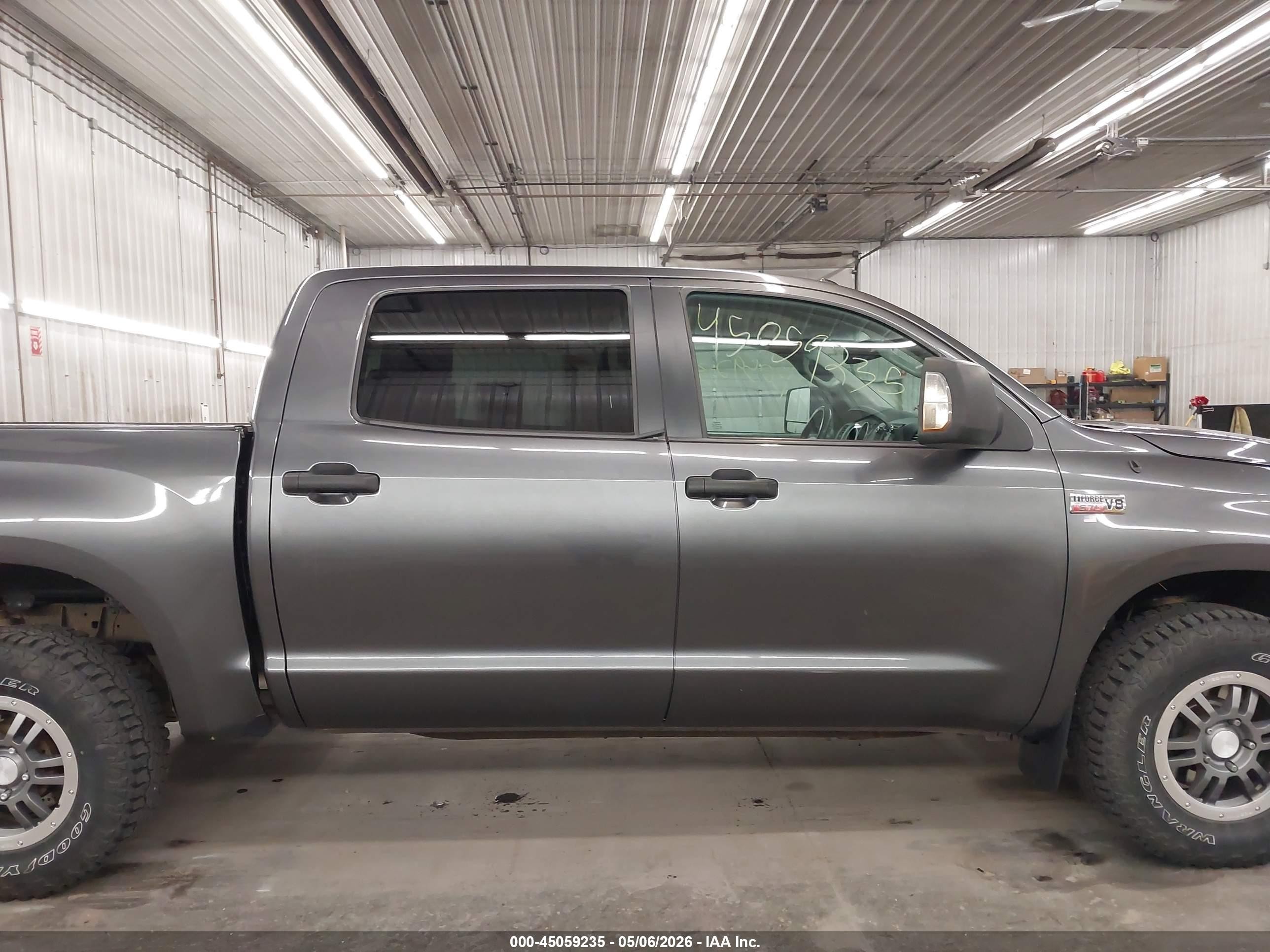 2013 Toyota Tundra Grade 5.7l V8 Gray vin: 5TFDW5F17DX299836