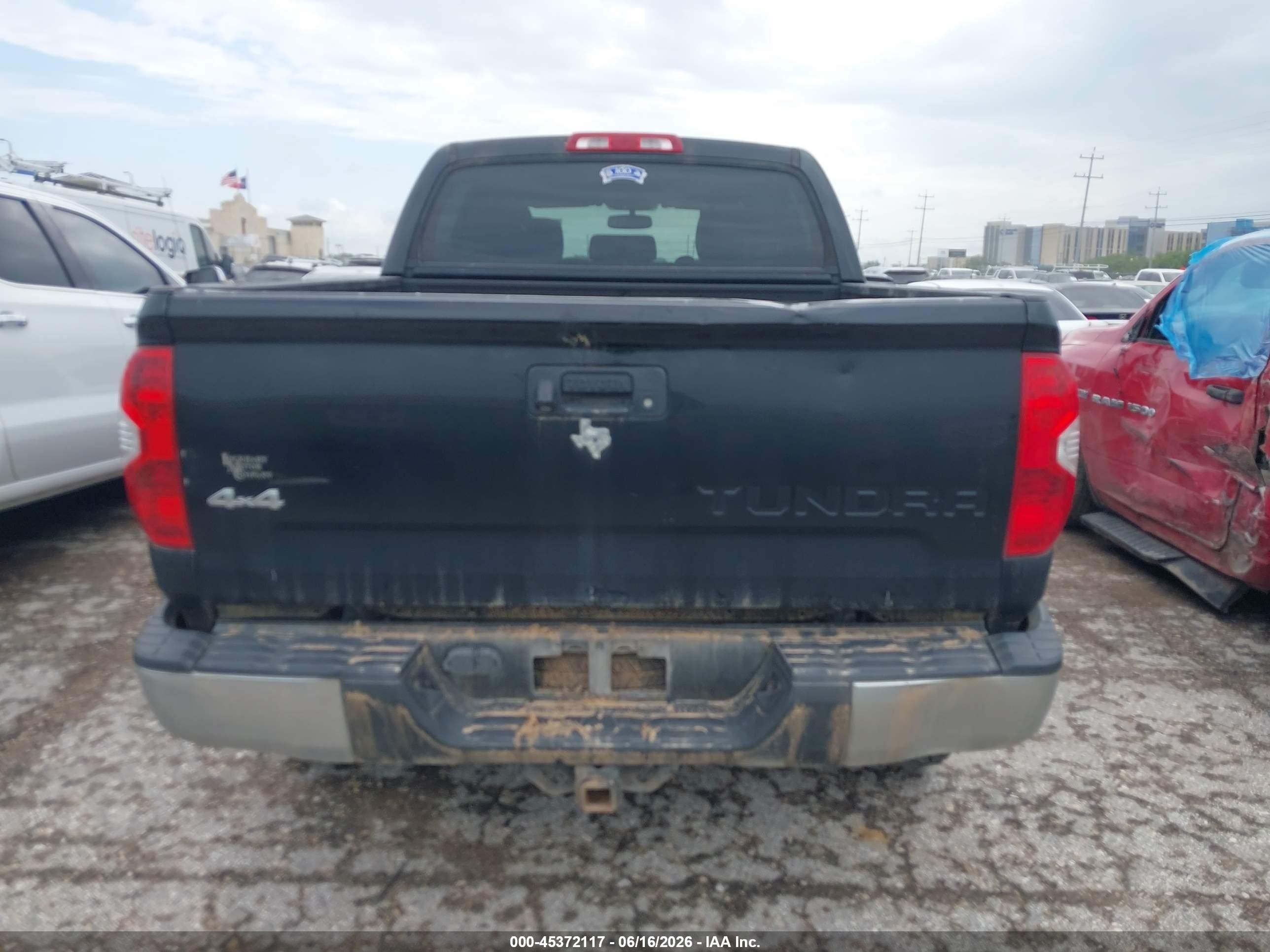2014 Toyota Tundra Sr5 5.7l V8 Черный vin: 5TFDW5F17EX387951