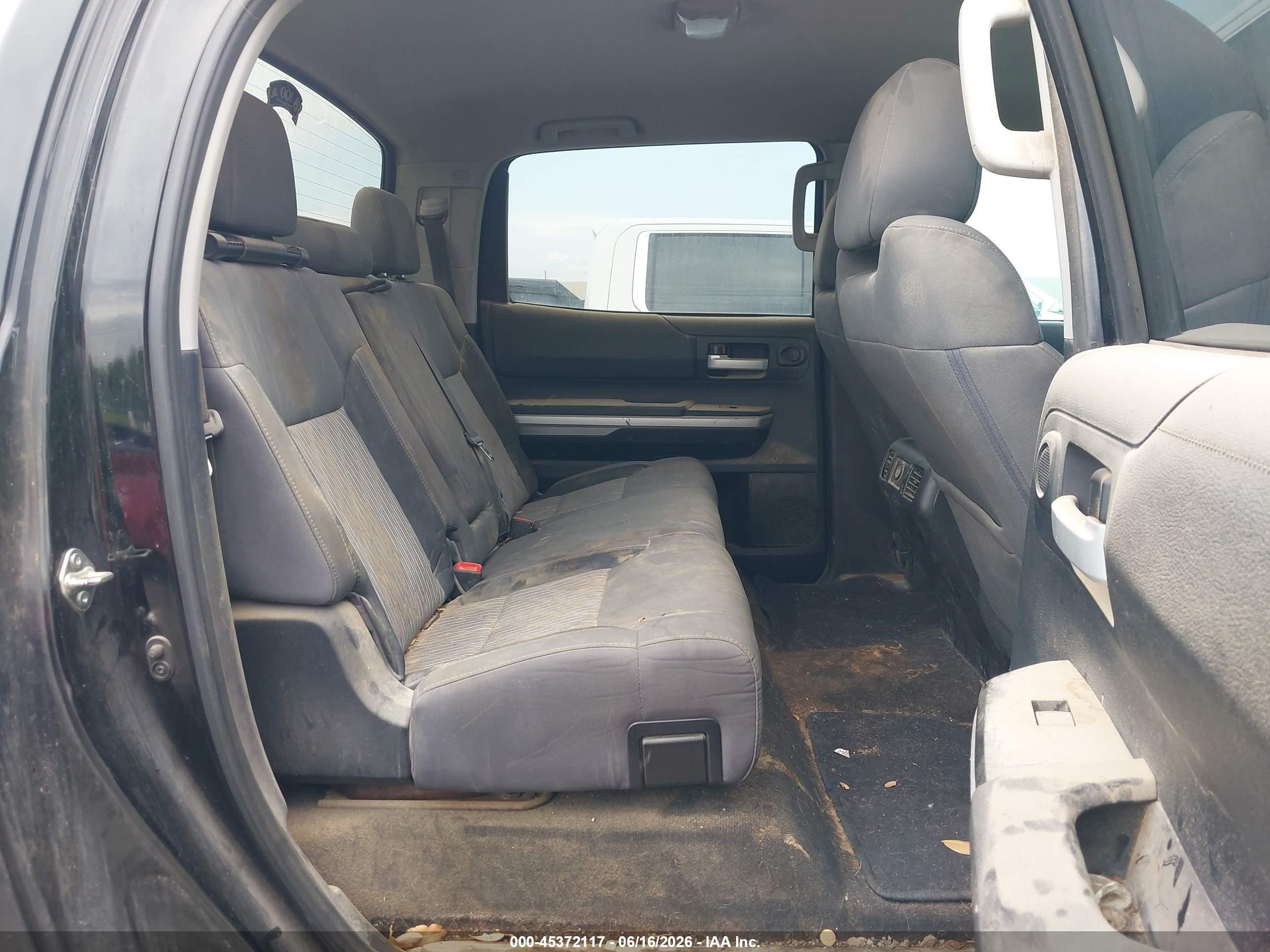 2014 Toyota Tundra Sr5 5.7l V8 Черный vin: 5TFDW5F17EX387951