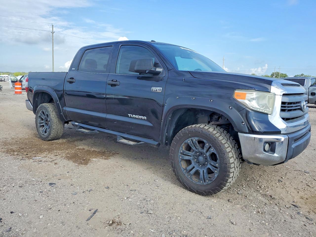 2014 Toyota Tundra Crewmax Sr5 Black vin: 5TFDW5F17EX388582