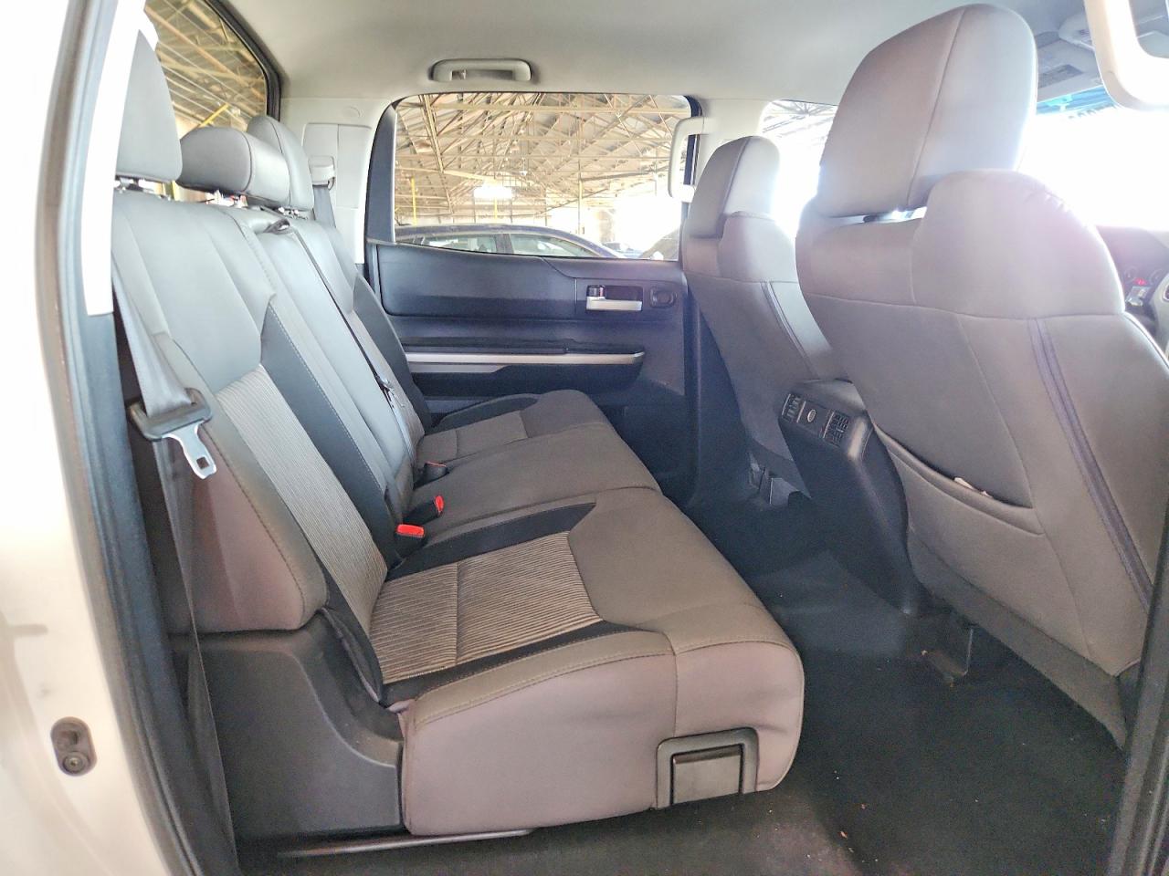 2015 Toyota Tundra Sr5 White vin: 5TFDW5F17FX460835