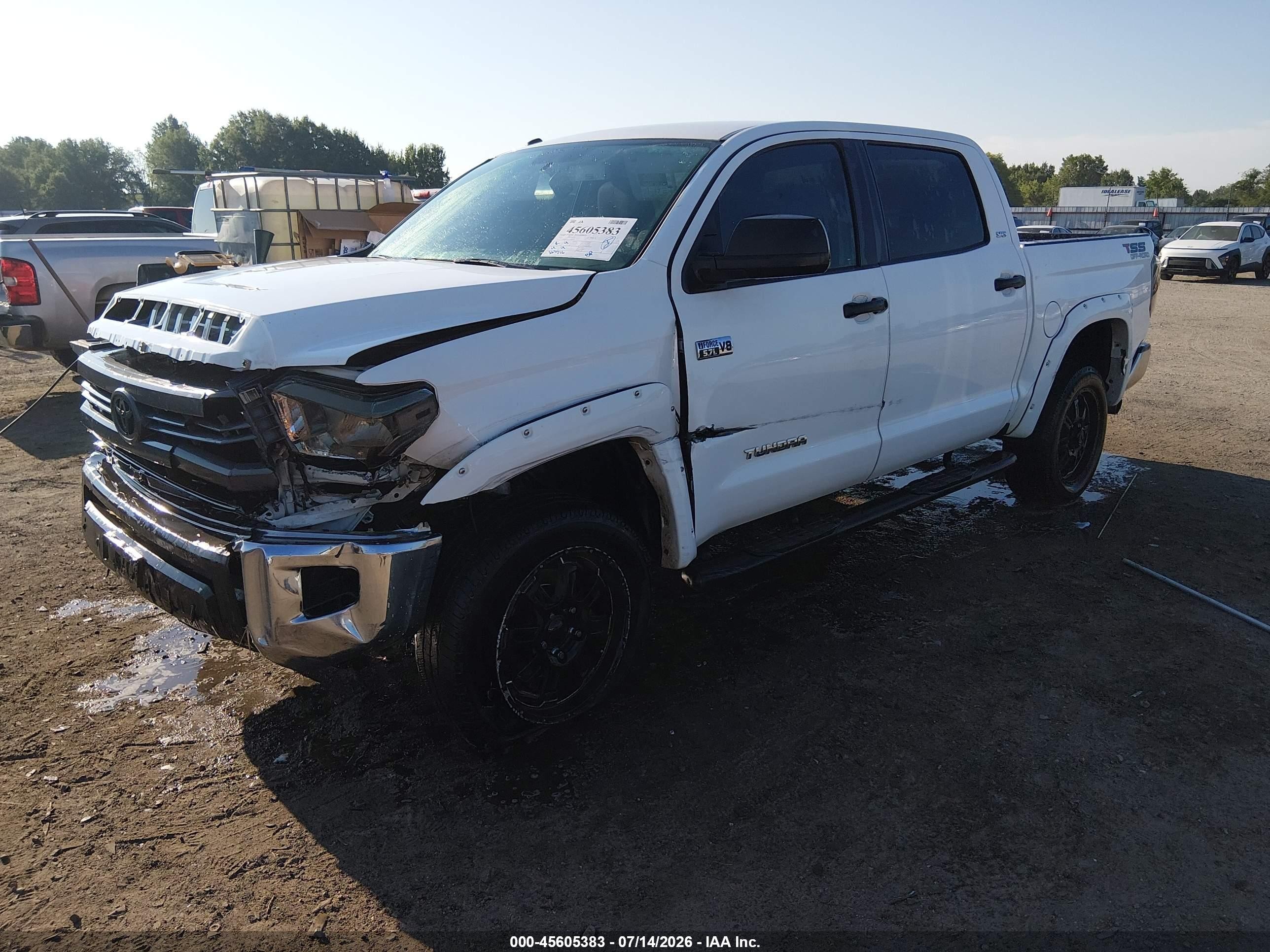 2015 Toyota Tundra Sr5 5.7l V8 White vin: 5TFDW5F17FX470779