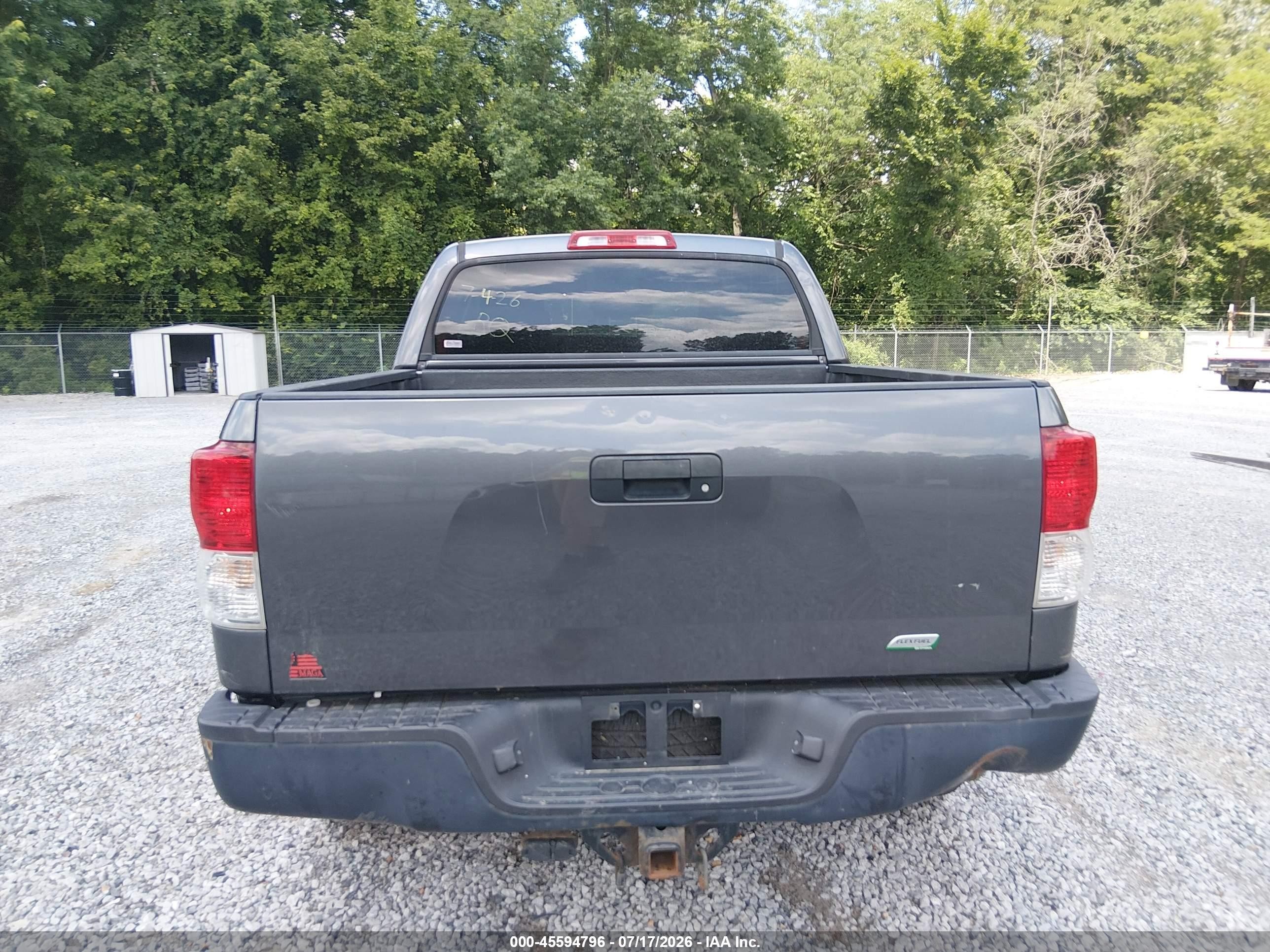 2011 Toyota Tundra Grade 5.7l V8 Gray vin: 5TFDW5F18BX199239