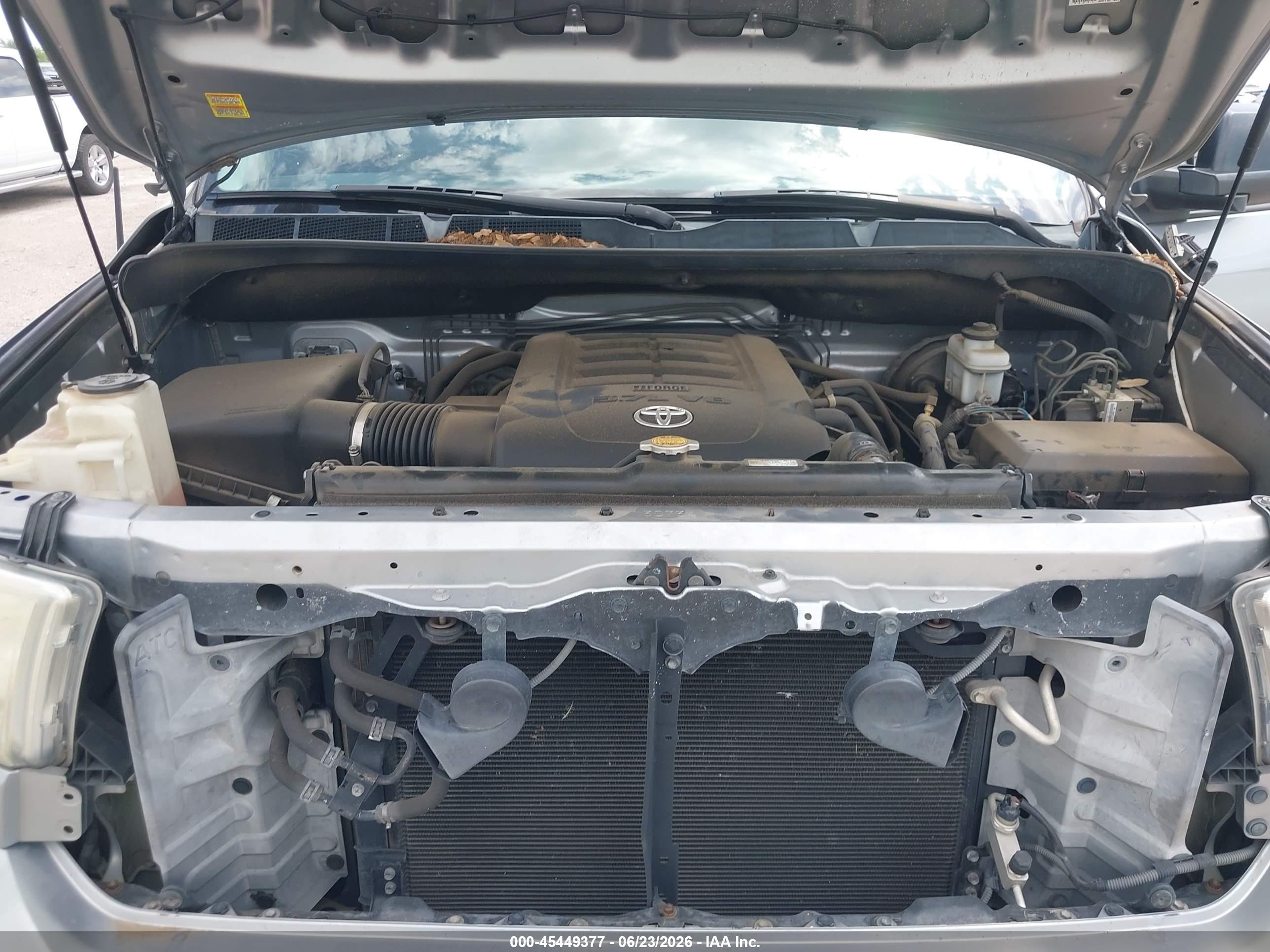 2013 Toyota Tundra Grade 5.7l V8 Silver vin: 5TFDW5F18DX306566