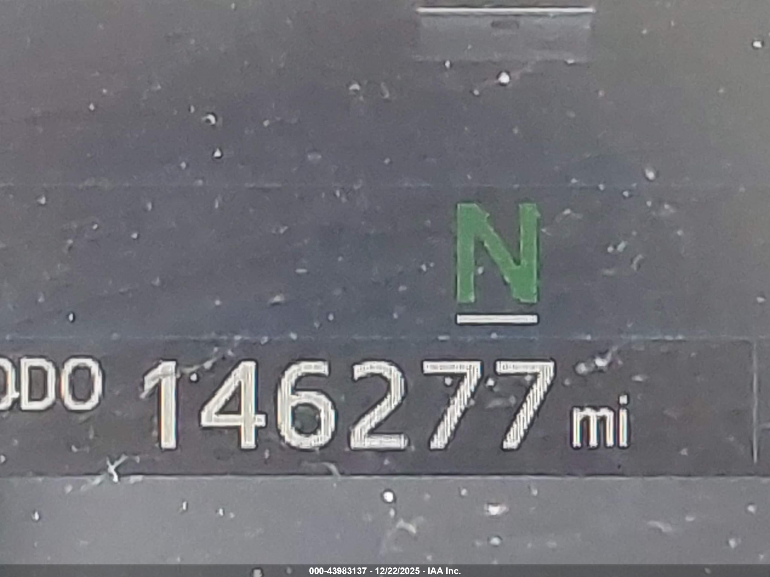 2015 Toyota Tundra Sr5 5.7l V8 Белый vin: 5TFDW5F18FX436270