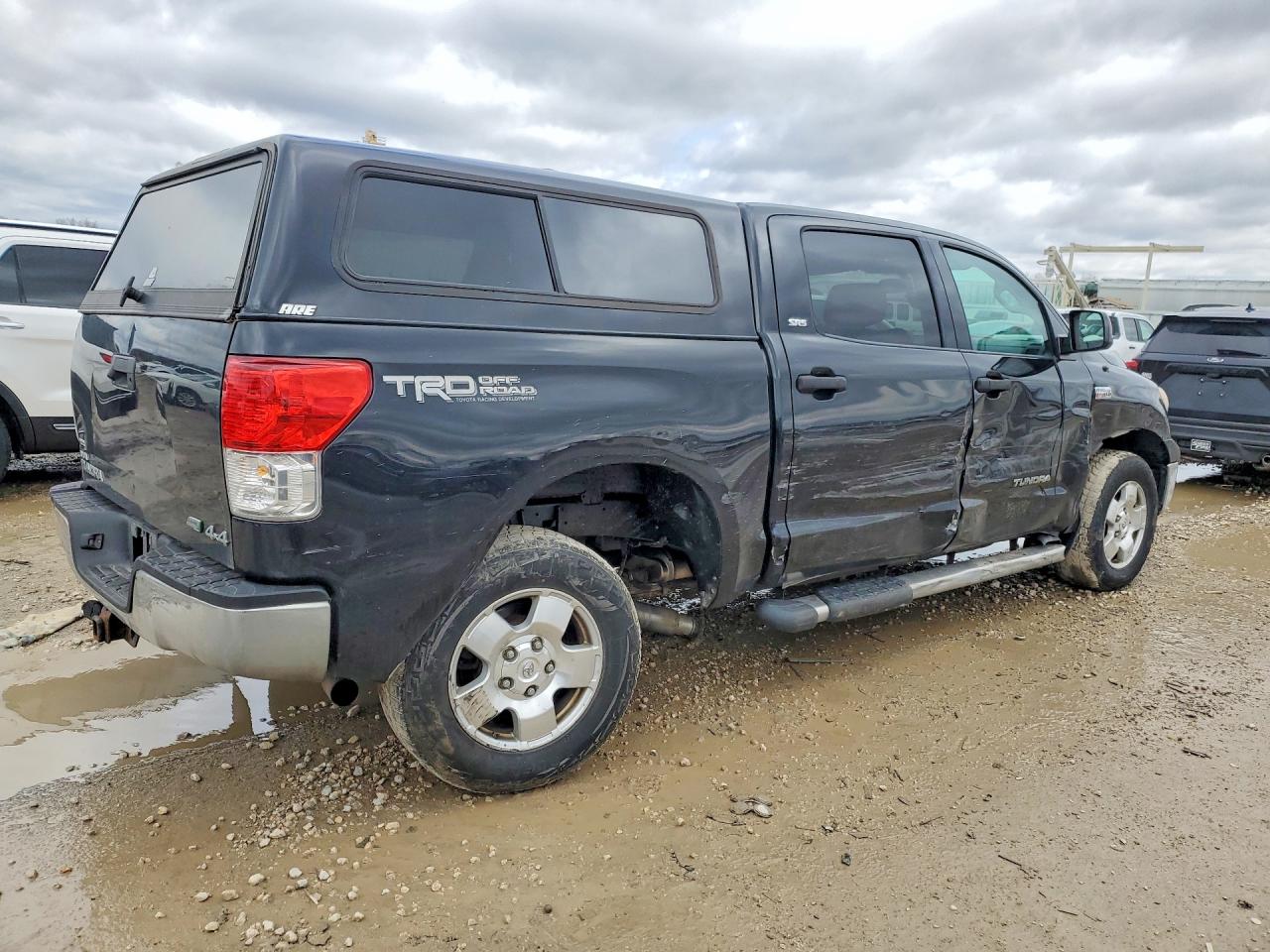 2011 Toyota Tundra Crewmax Sr5 Black vin: 5TFDW5F19BX198312