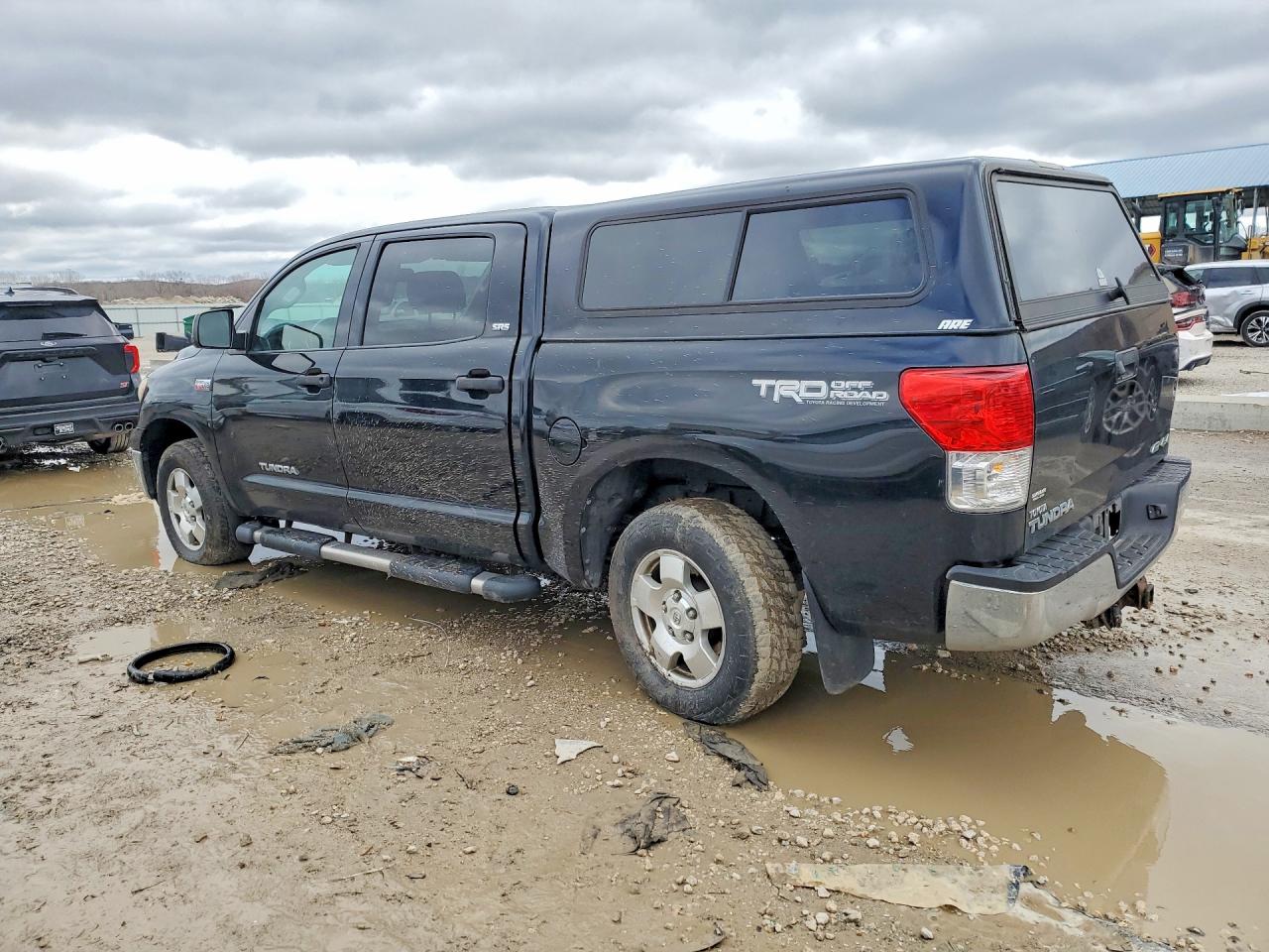 2011 Toyota Tundra Crewmax Sr5 Black vin: 5TFDW5F19BX198312