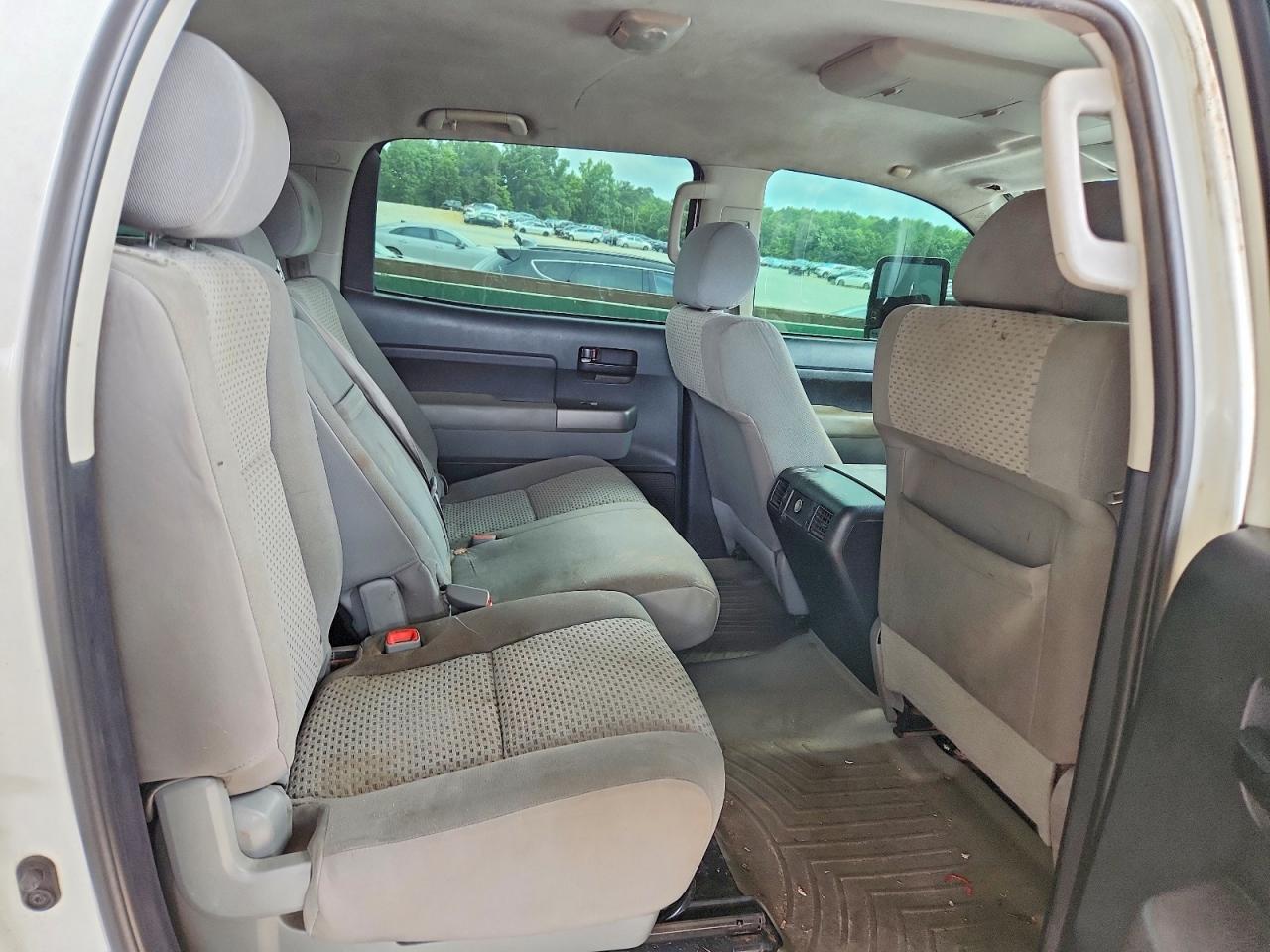 2012 Toyota Tundra Crewmax Sr5 White vin: 5TFDW5F19CX211285