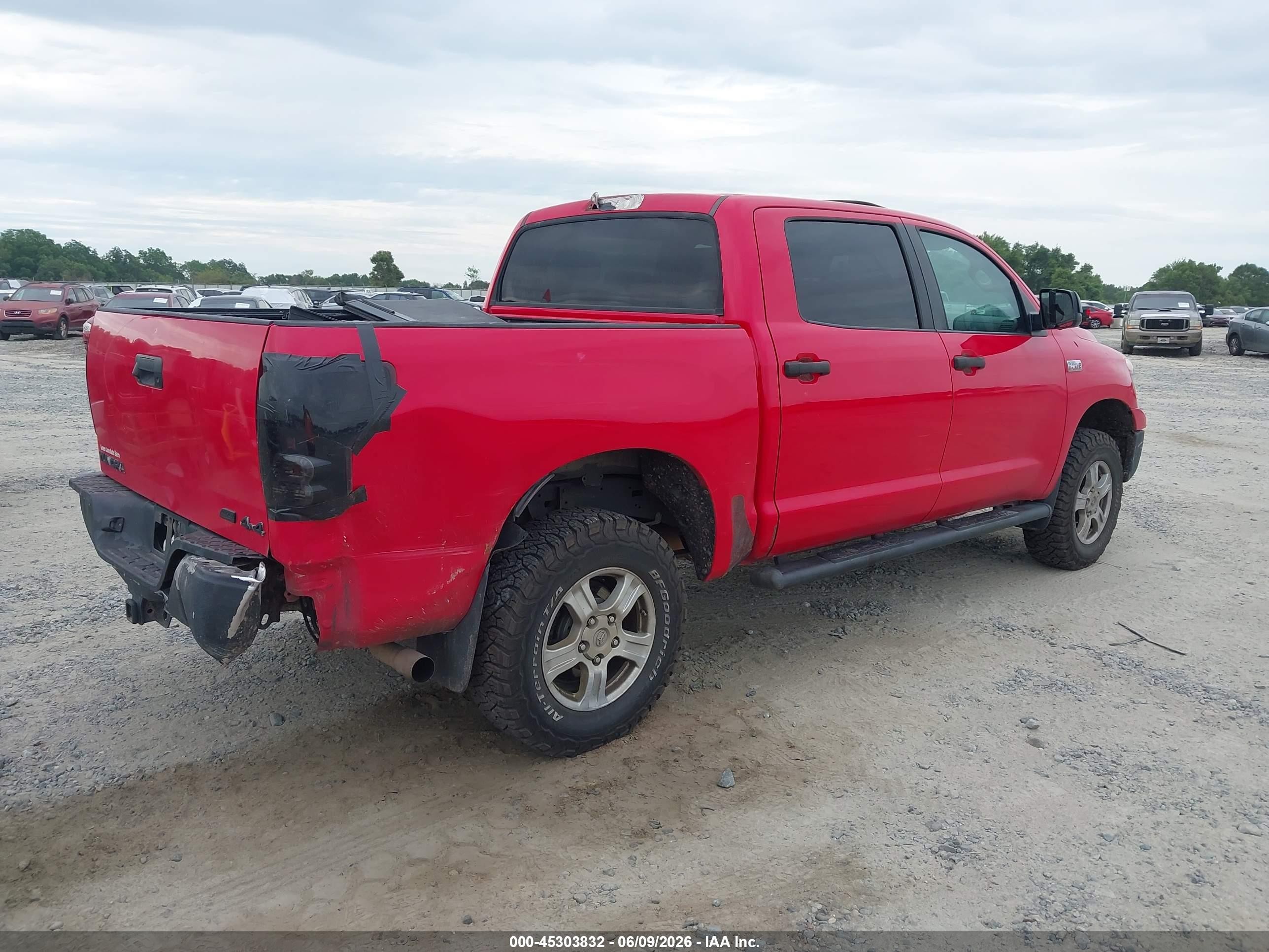2012 Toyota Tundra Grade 5.7l V8 Красный vin: 5TFDW5F19CX228278