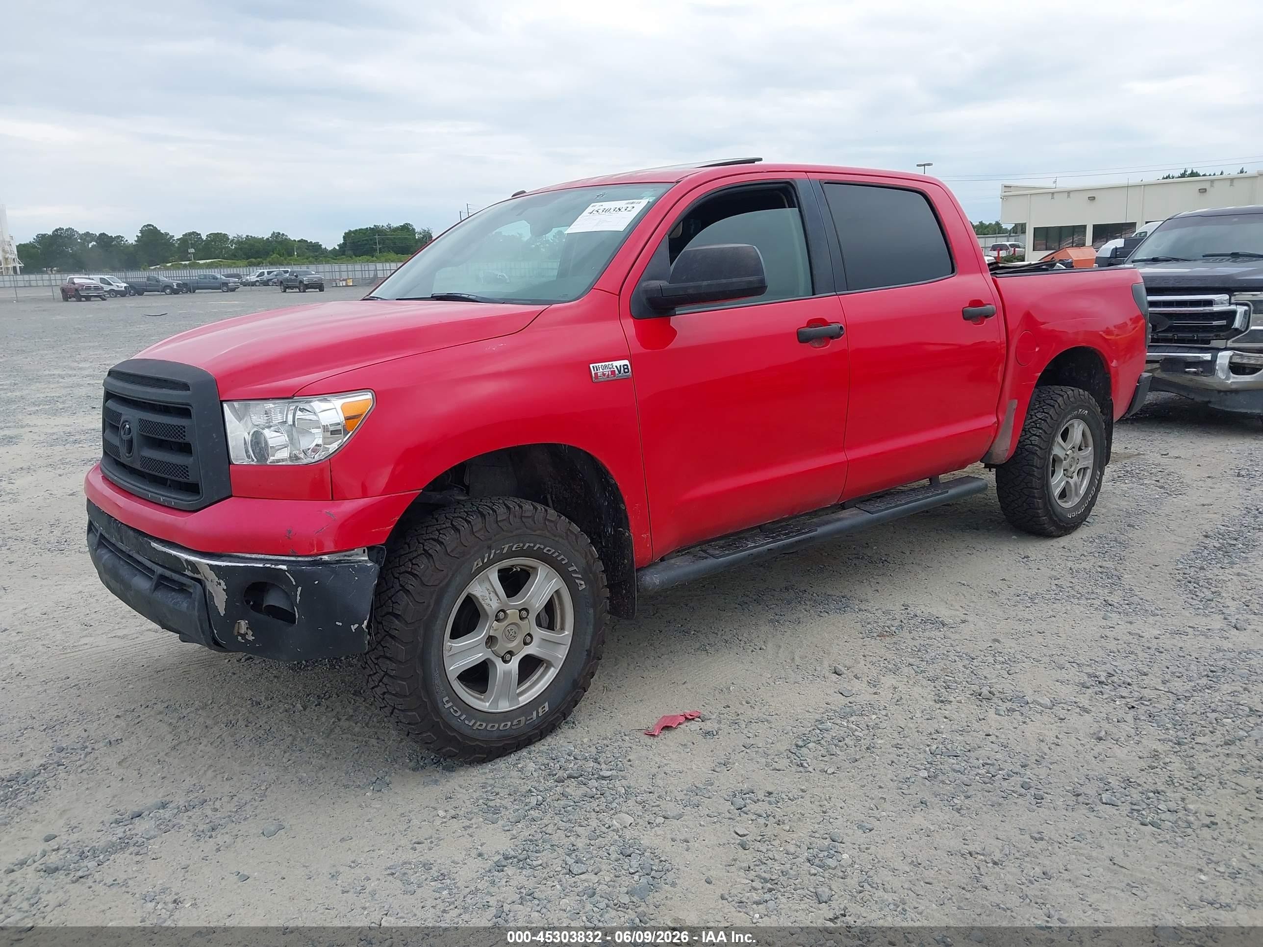 2012 Toyota Tundra Grade 5.7l V8 Красный vin: 5TFDW5F19CX228278